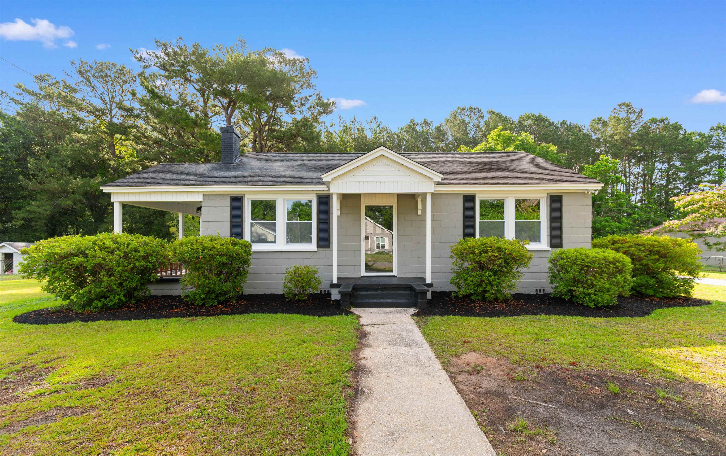 305 S Magnolia Ave. Property Photo 1