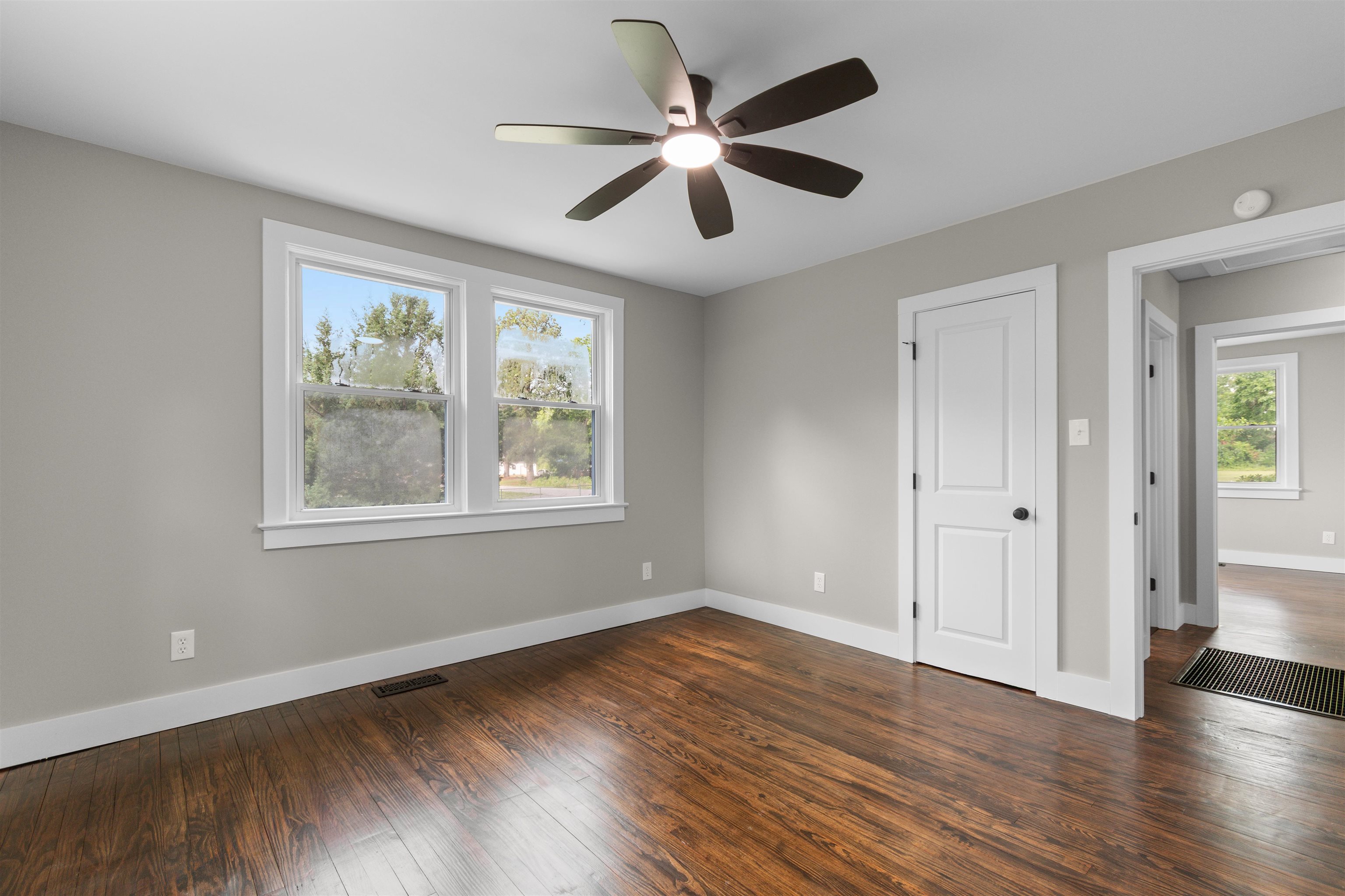 305 S Magnolia Ave. Property Photo 14