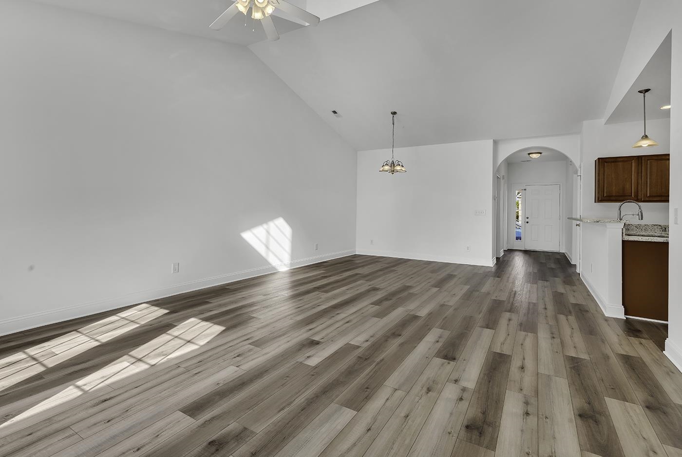 939 Wrigley Dr. Property Photo 20