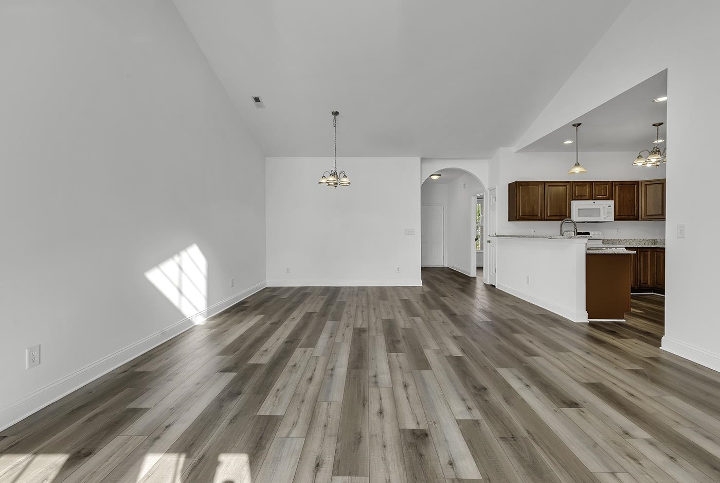 939 Wrigley Dr. Property Photo 21