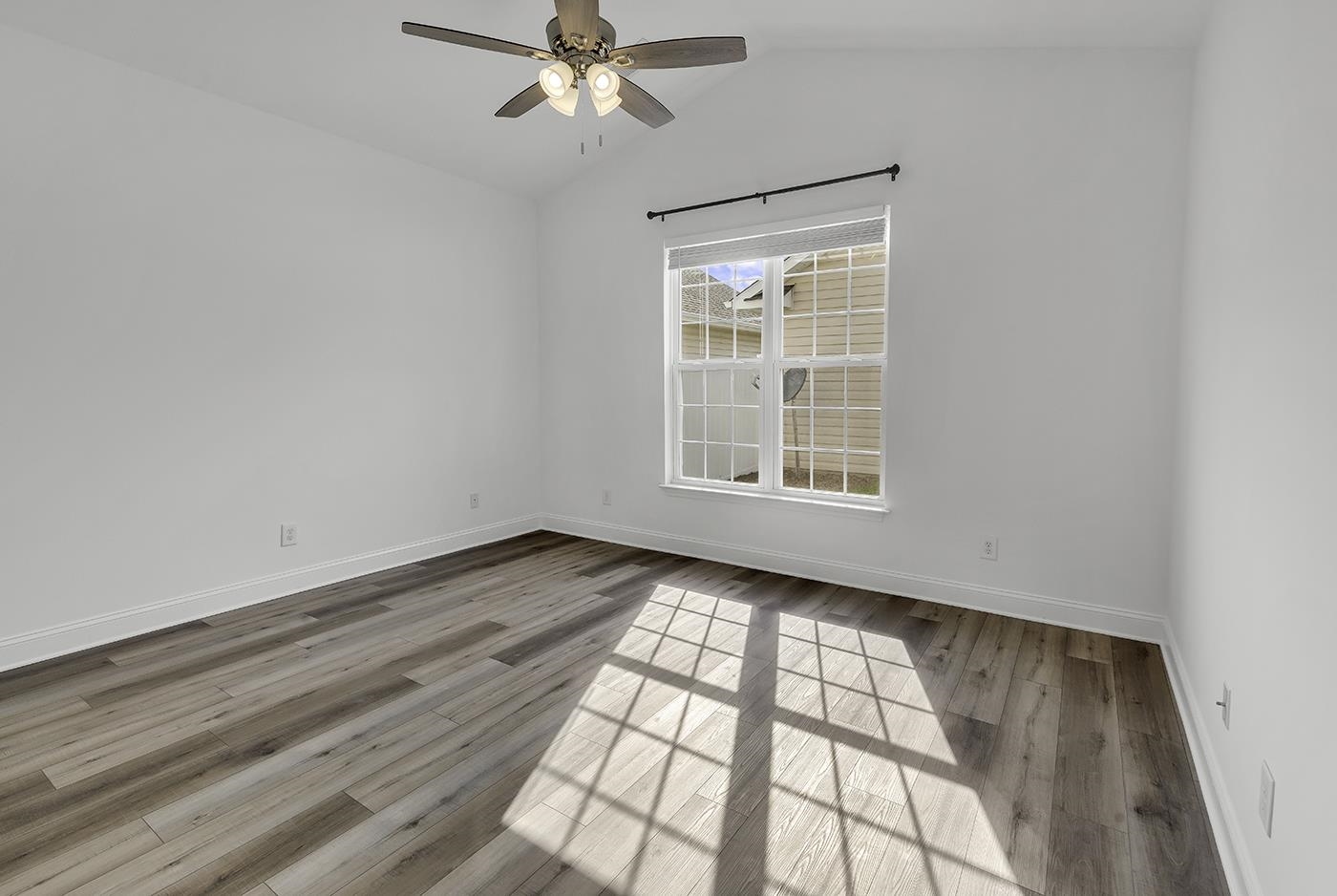 939 Wrigley Dr. Property Photo 24