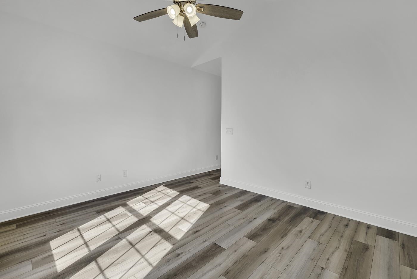939 Wrigley Dr. Property Photo 26