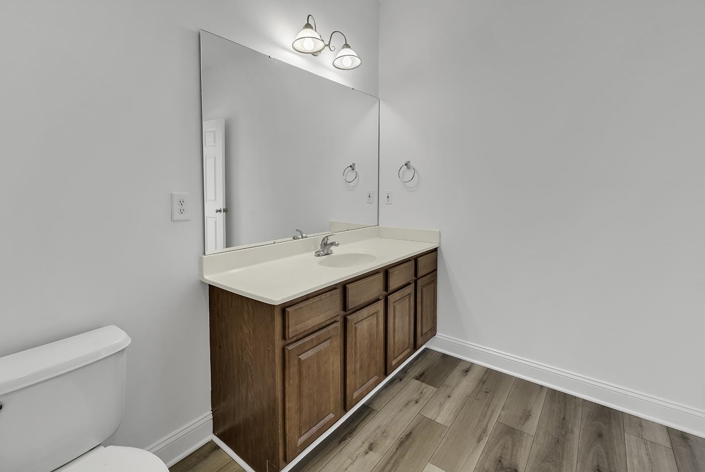 939 Wrigley Dr. Property Photo 31