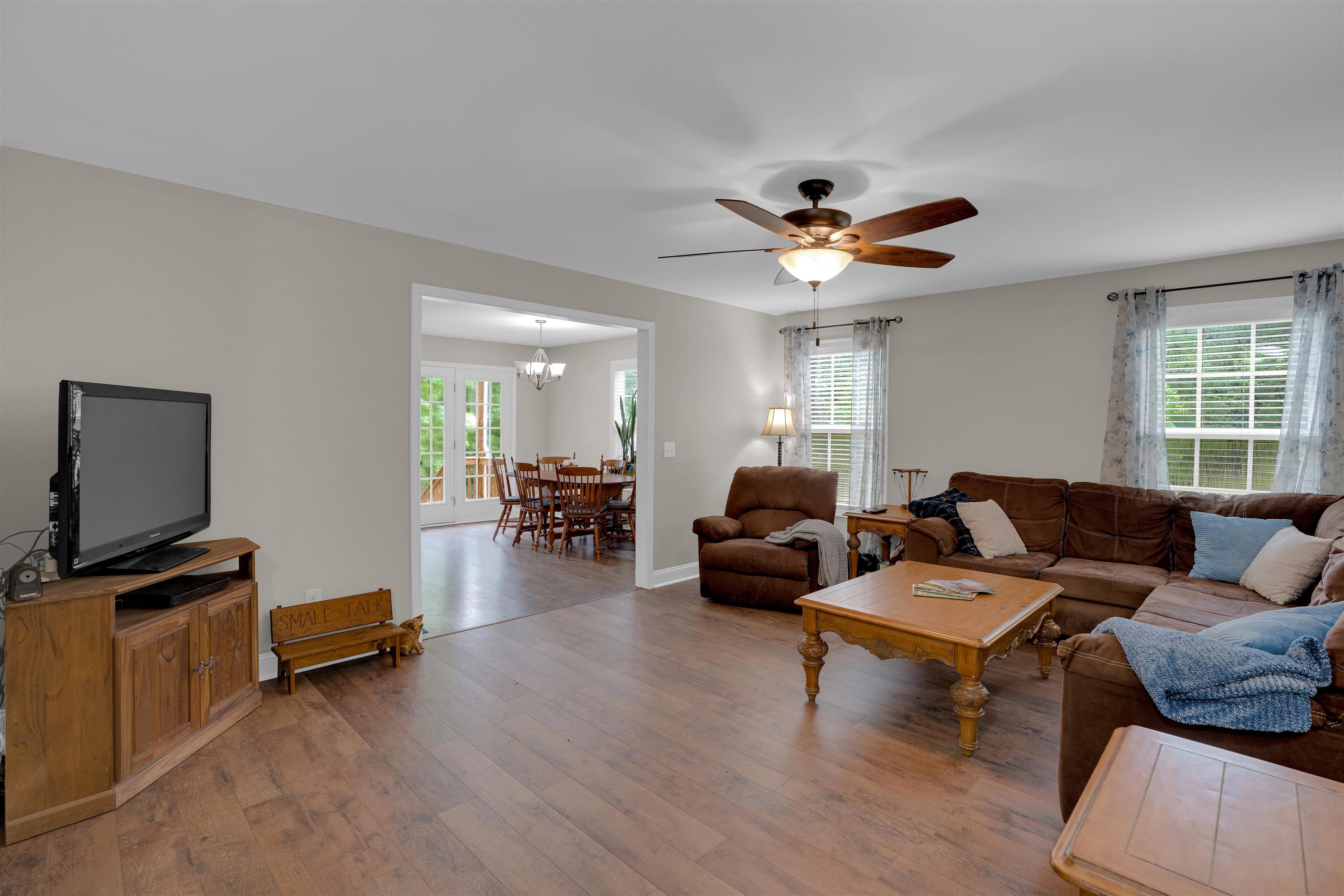 565 Portia Rd Property Photo 14