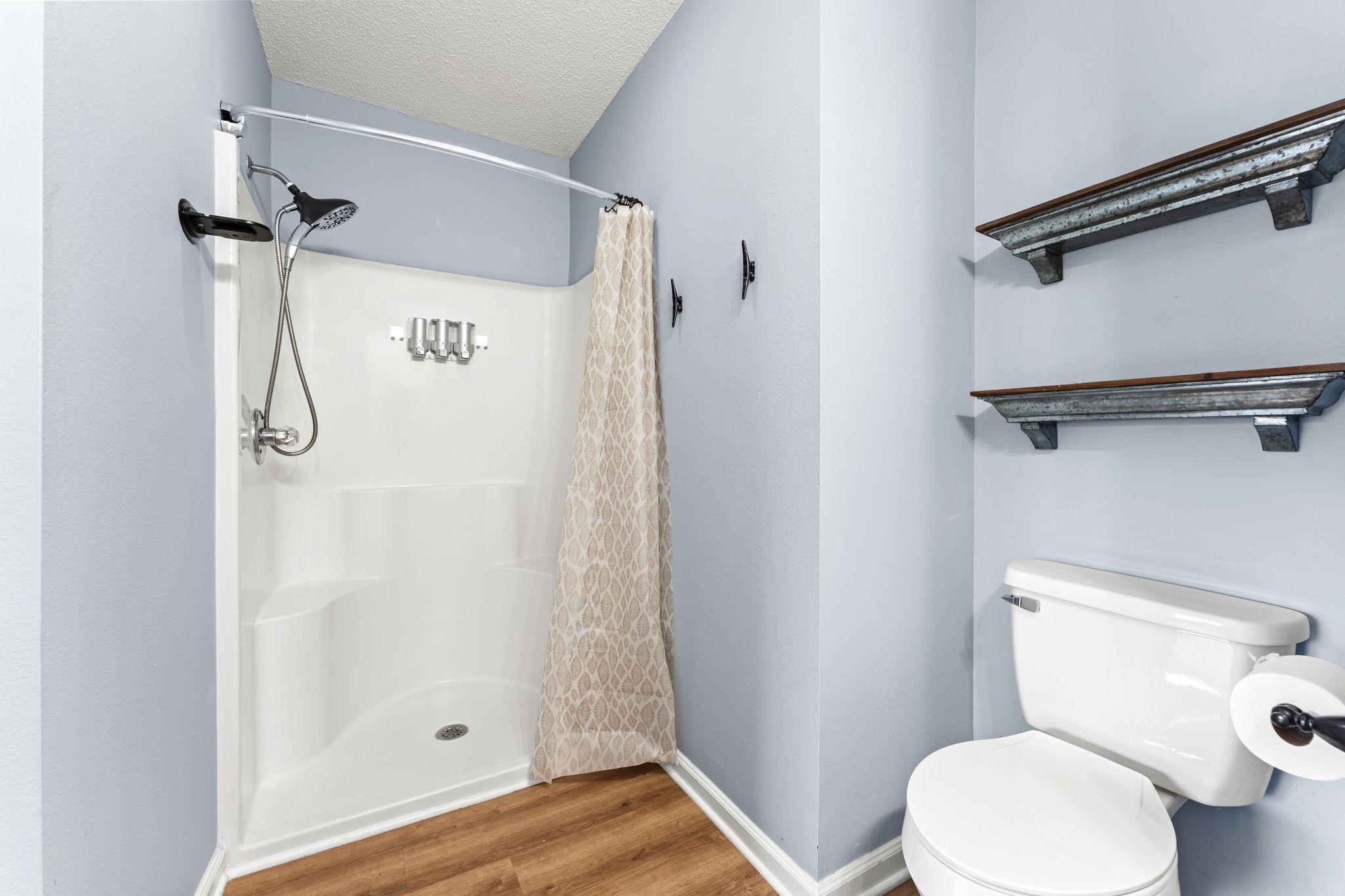 4265 Villa Dr. Property Photo 12