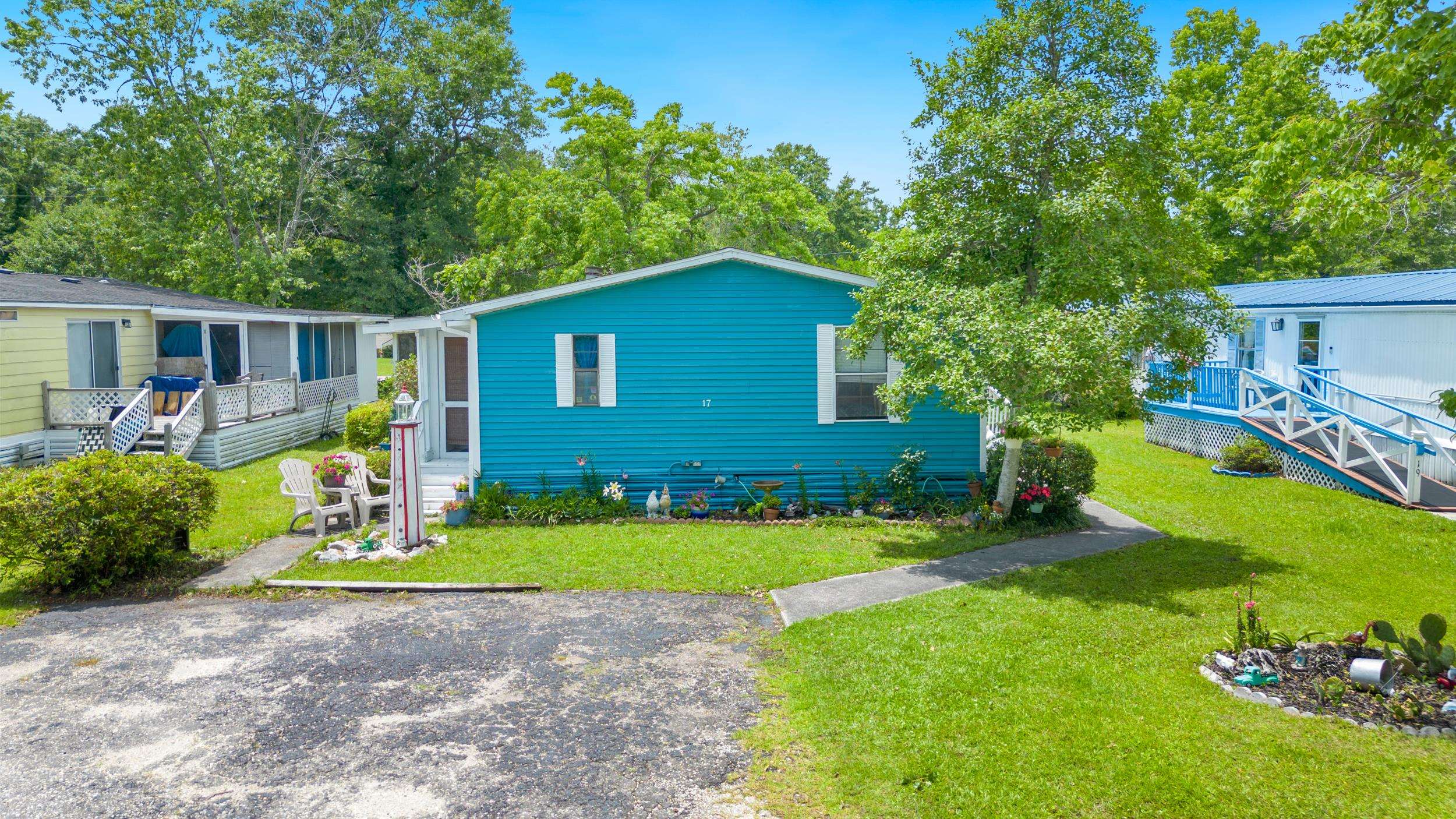 17 Crooked Island Circle Property Photo 2