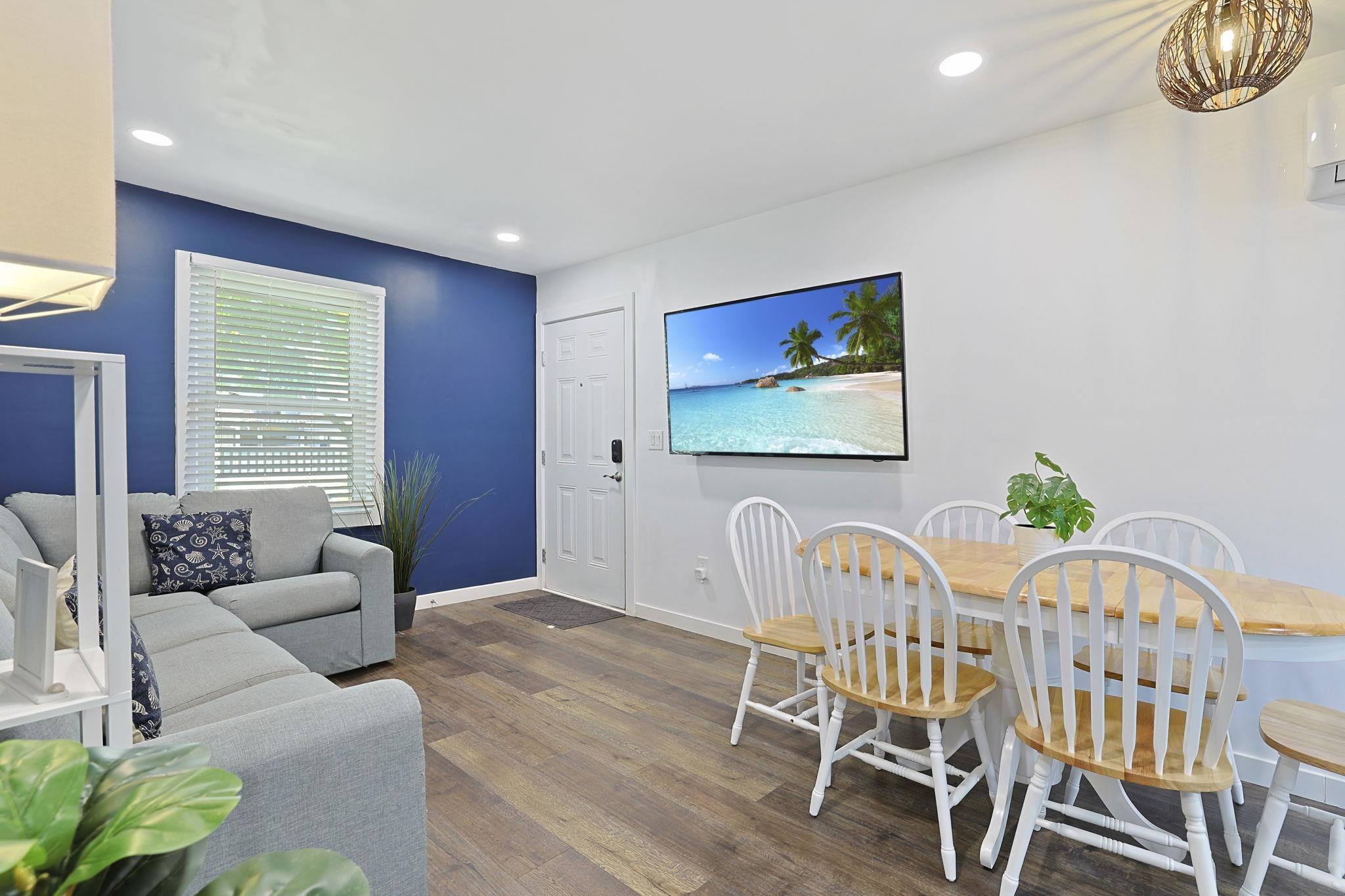 4610 Seaview St. Property Photo 17