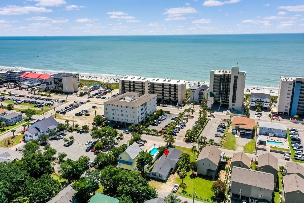 4610 Seaview St. Property Photo 46