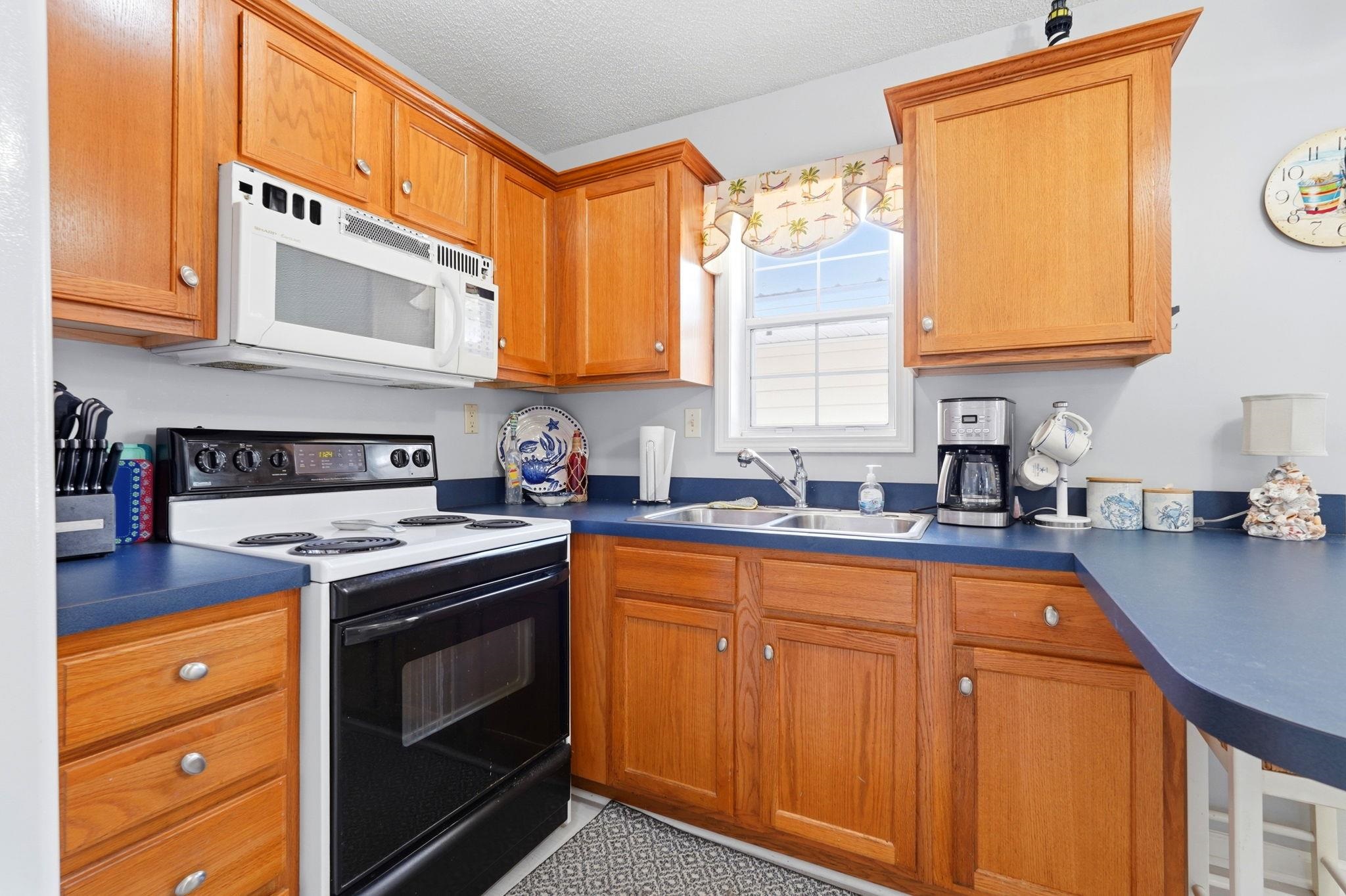 6001 - 1808 Lovestone Dr. Property Photo 13