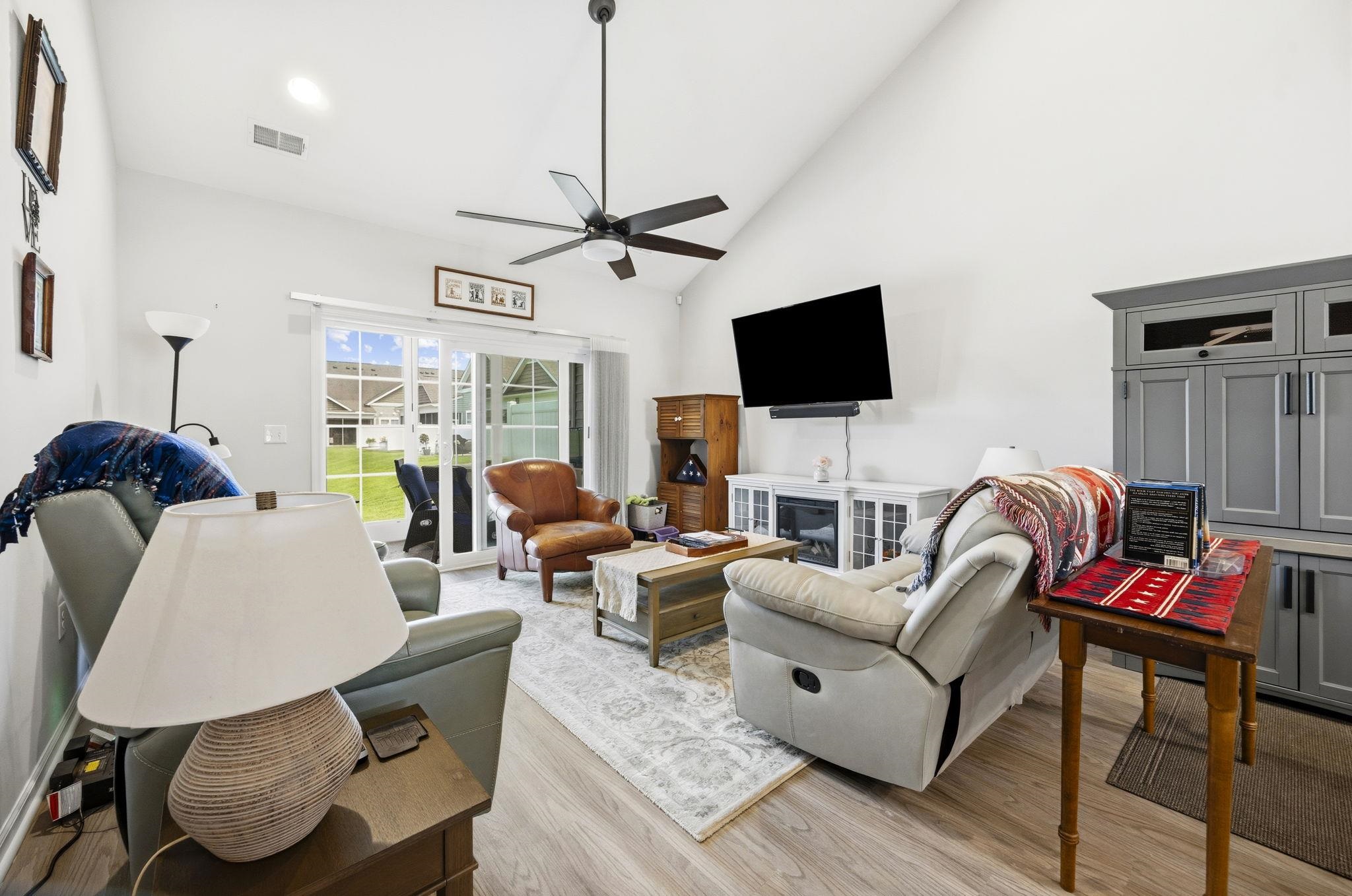 163 Machrie Loop Property Photo 6