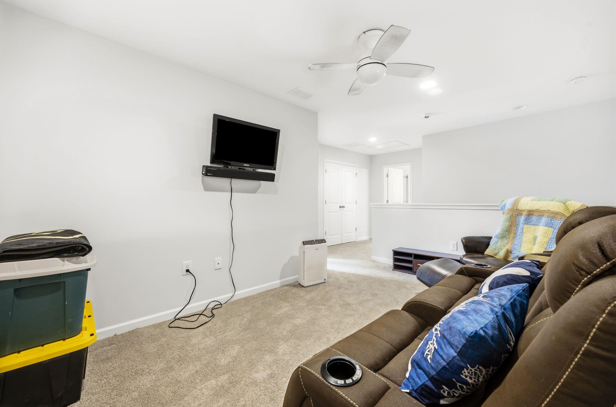 163 Machrie Loop Property Photo 28