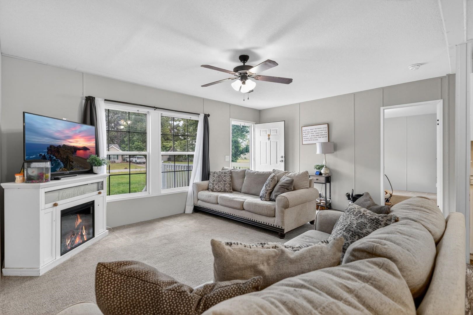 1364 Tidway Circle Property Photo 4