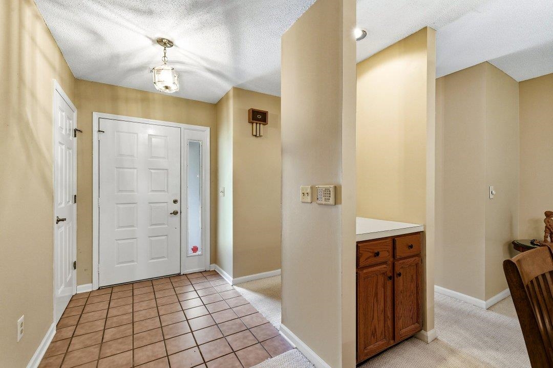 107 Mayberry Ln. Property Photo 3