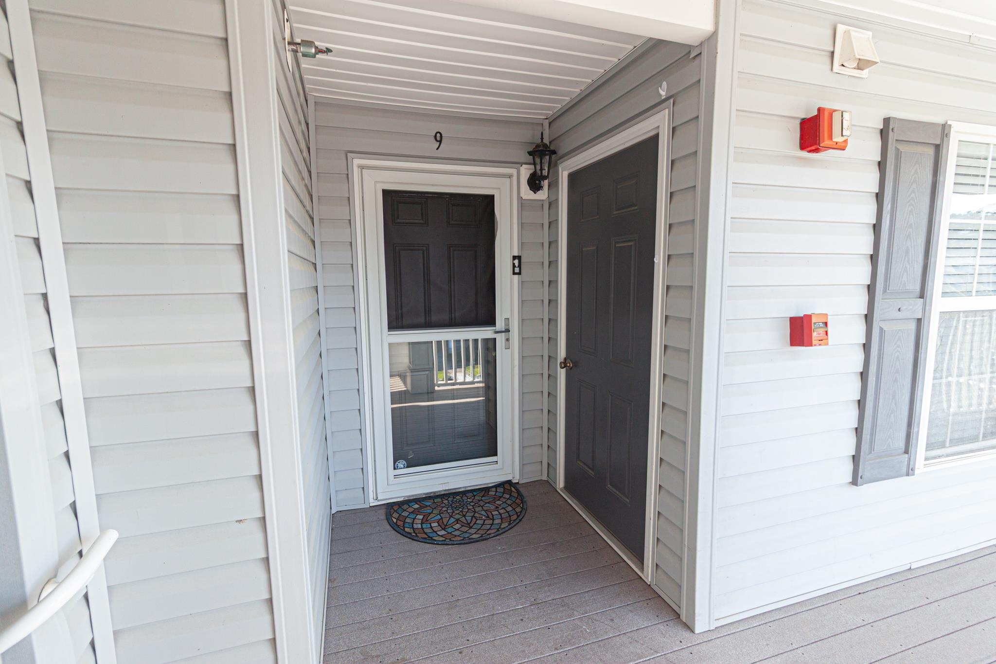 4850 Meadowsweet Dr. Property Photo 2