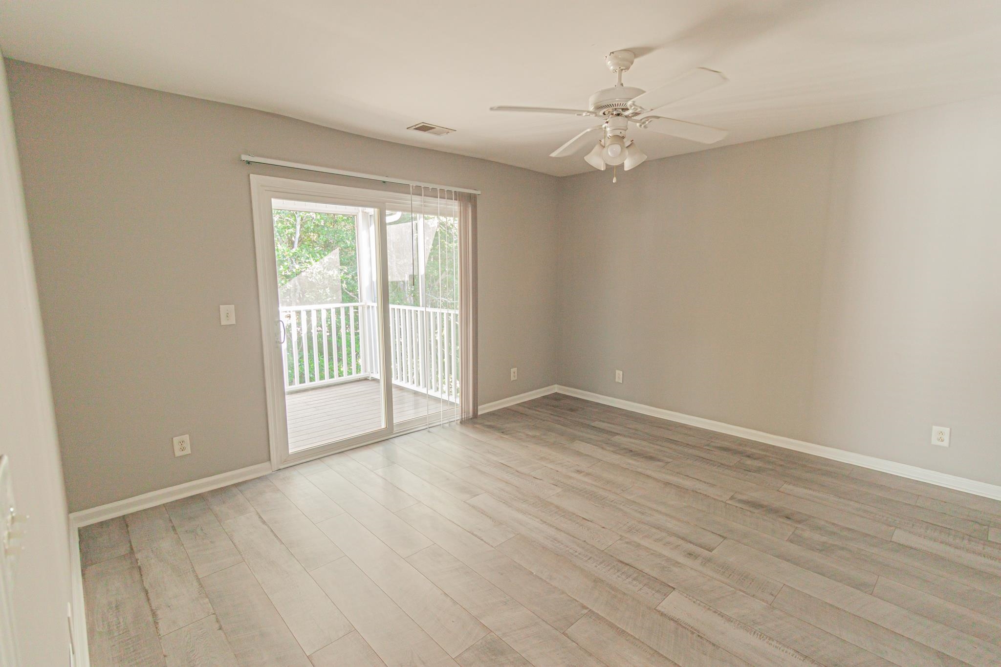 4850 Meadowsweet Dr. Property Photo 10