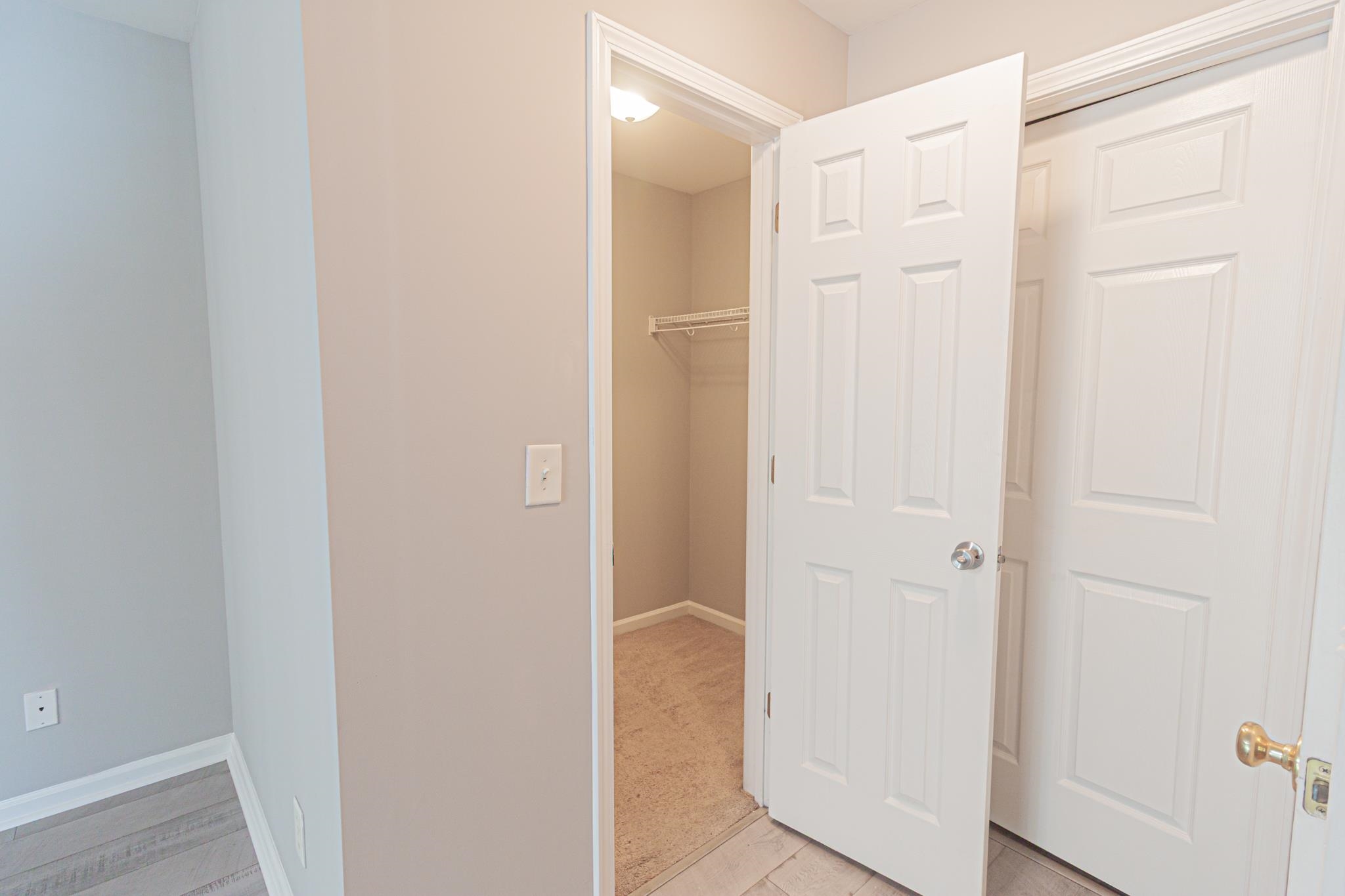 4850 Meadowsweet Dr. Property Photo 14