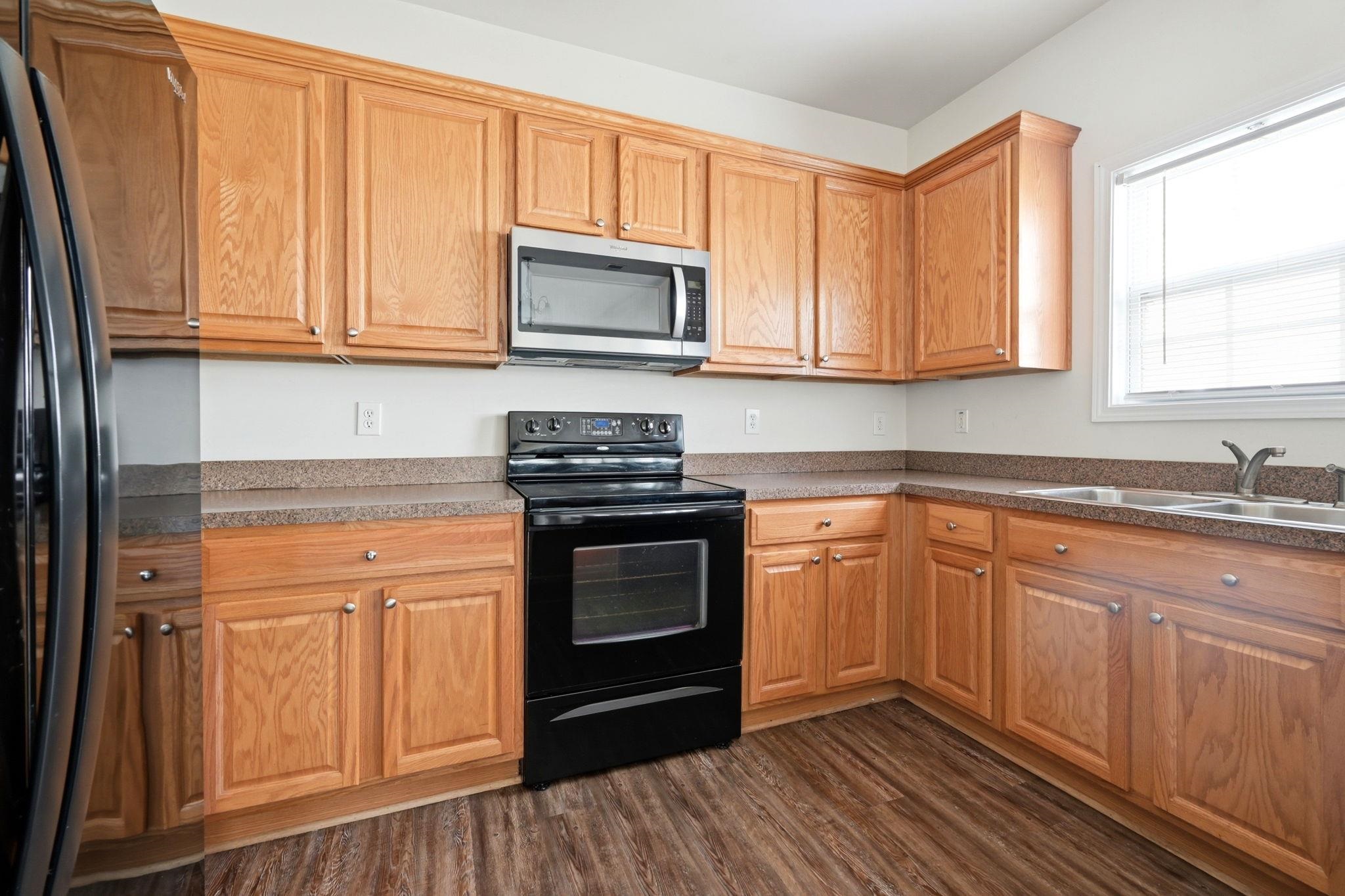 505 Hay Hill Ln. Property Photo 10