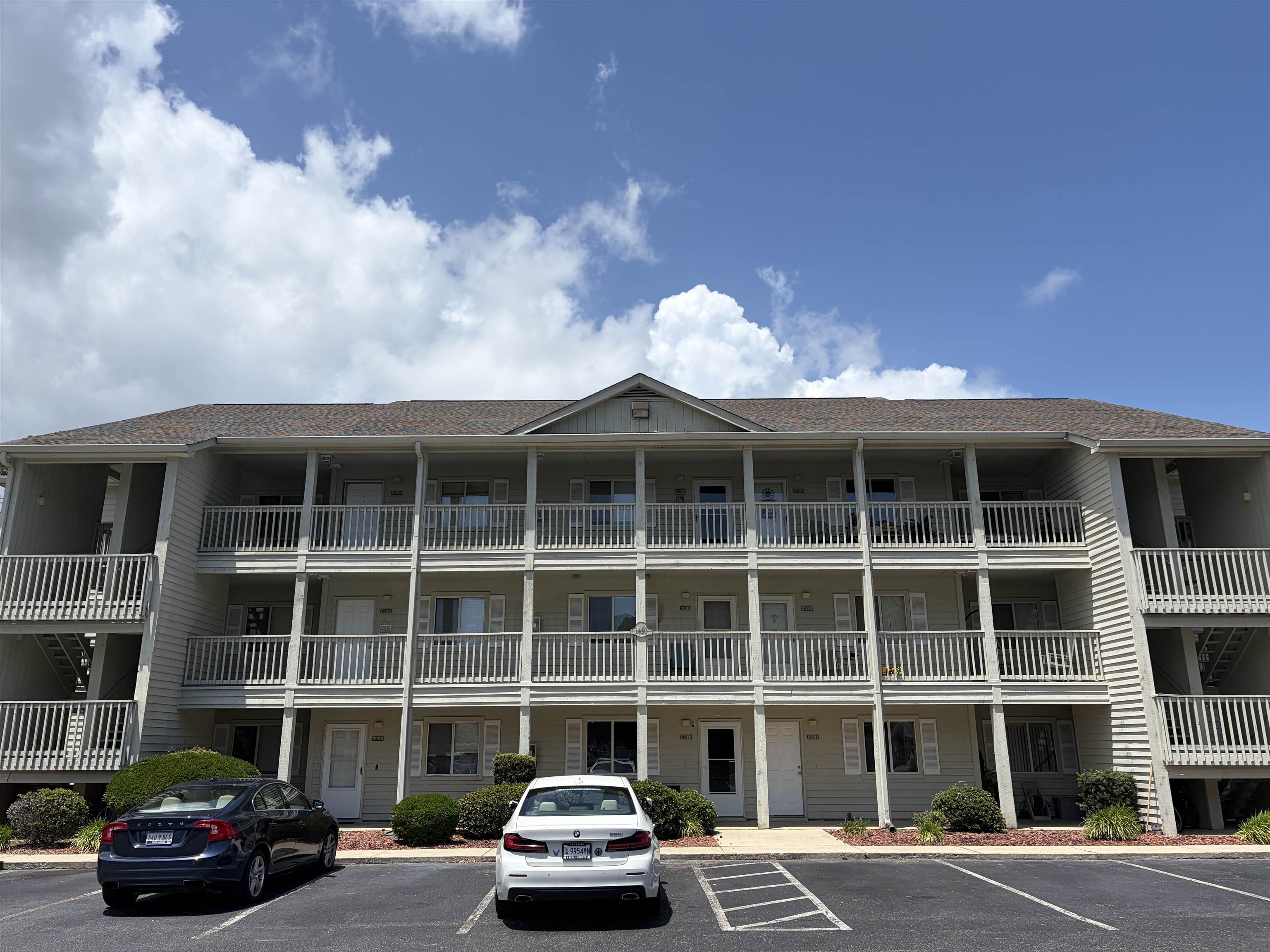 1450 Blue Tree Ct. Property Photo 1