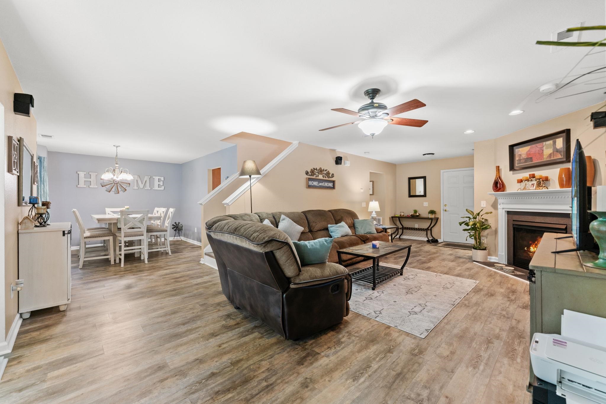 7061 Birnamwood Ct. Property Photo 4