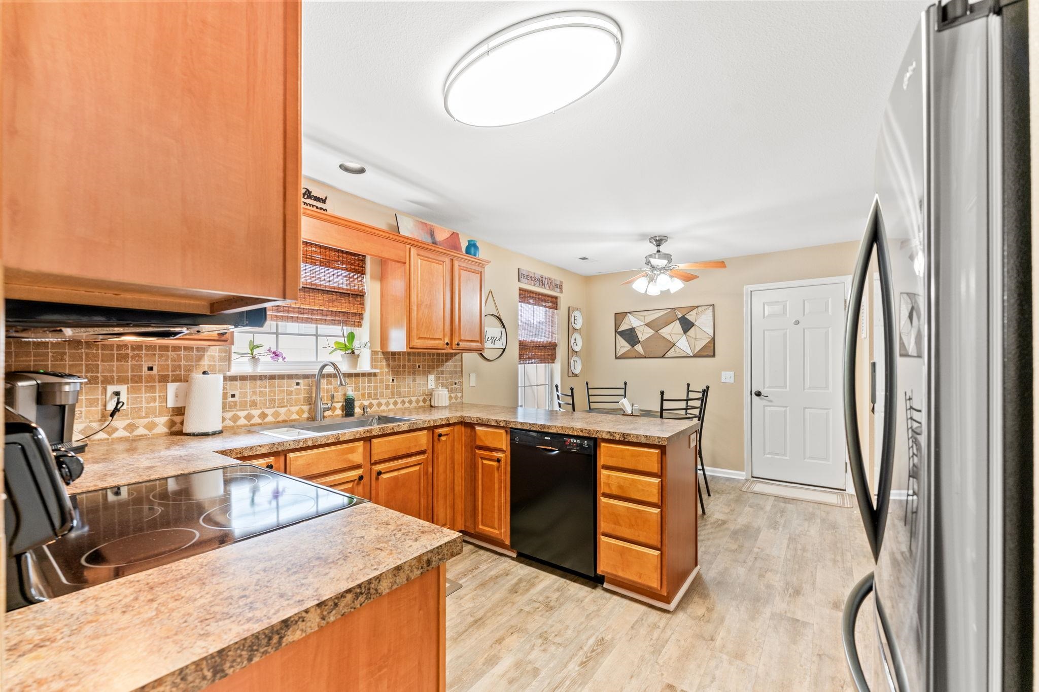 7061 Birnamwood Ct. Property Photo 11