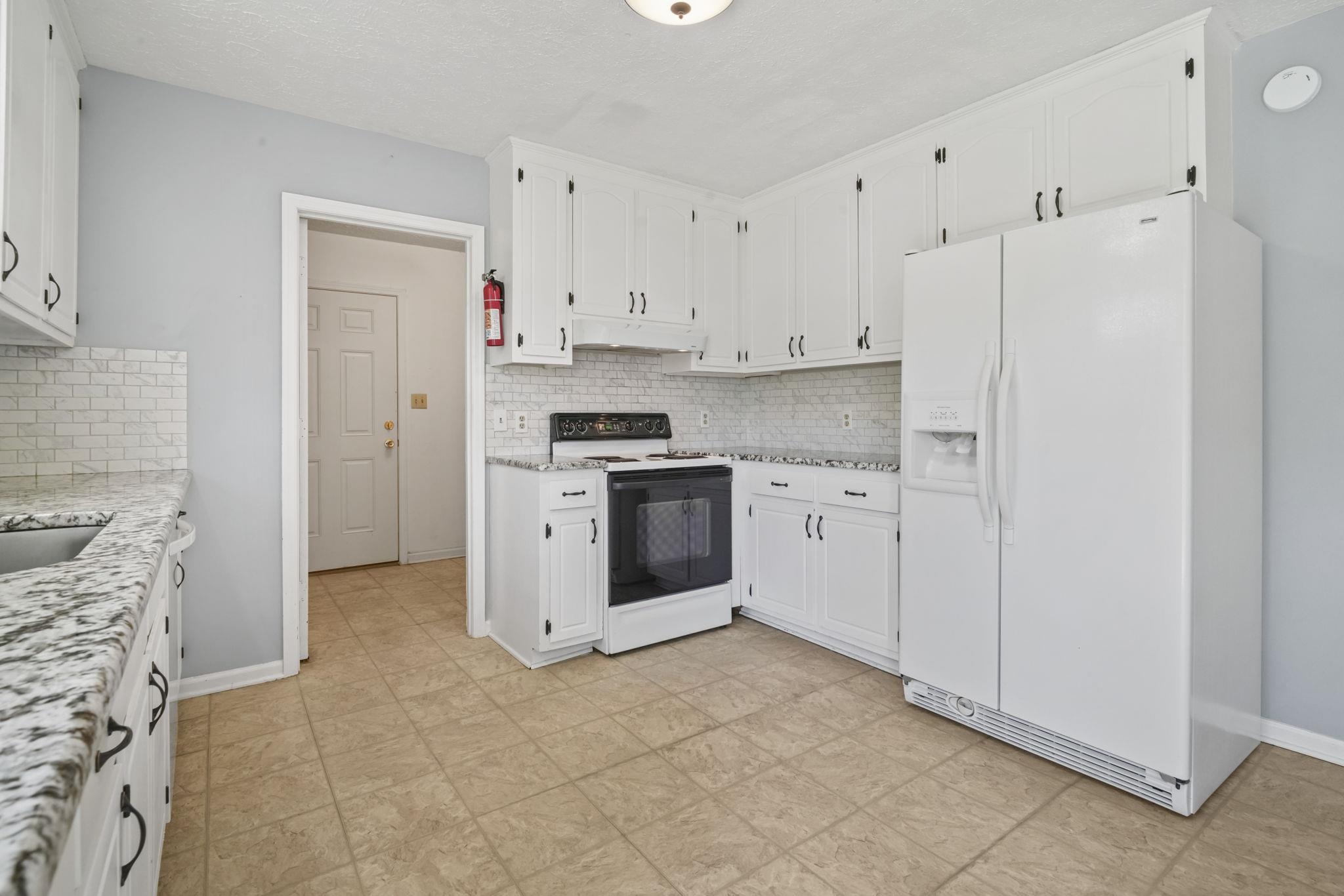 620 Mammie Dr. Property Photo 6