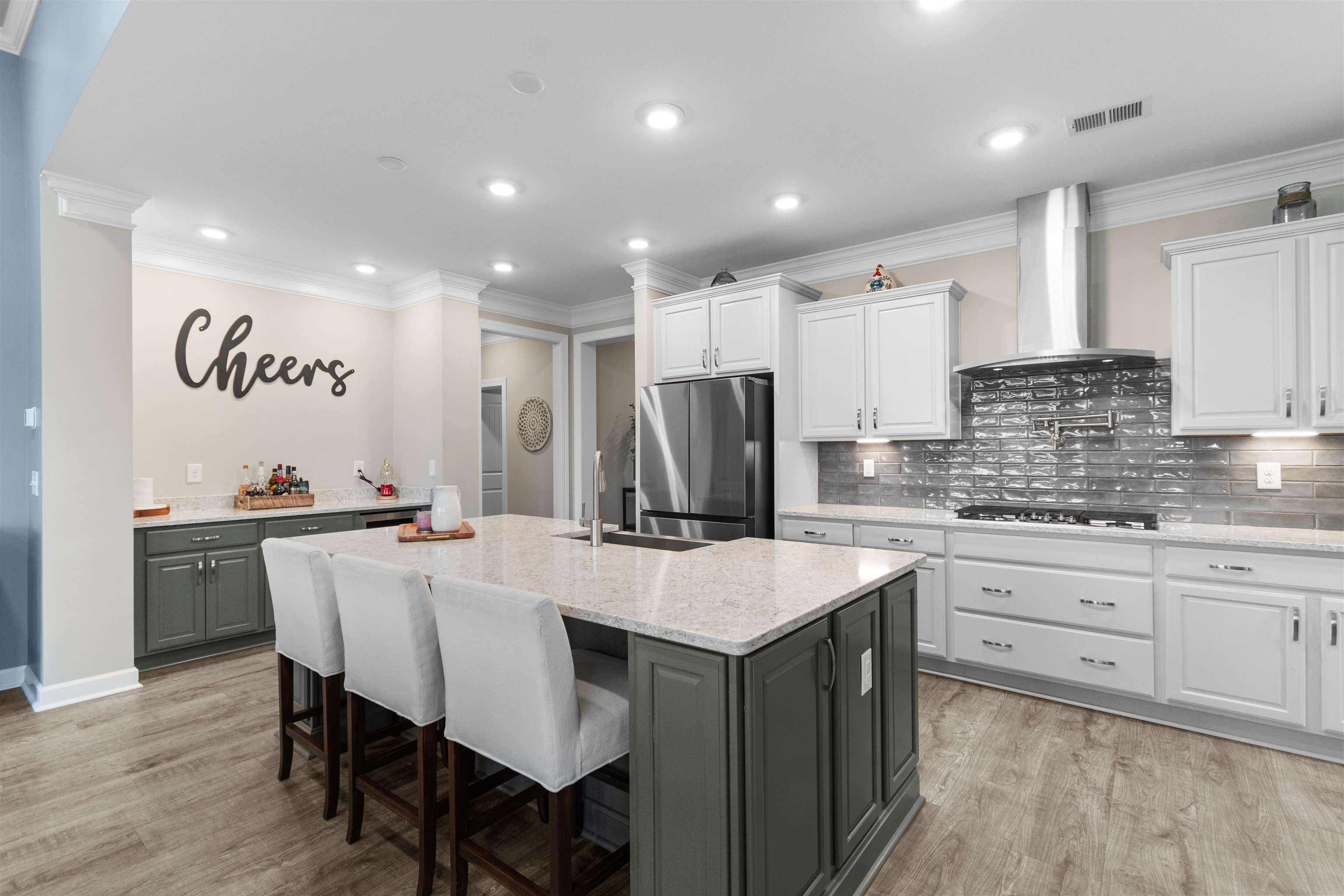 801 Lesabre Loop Property Photo 12