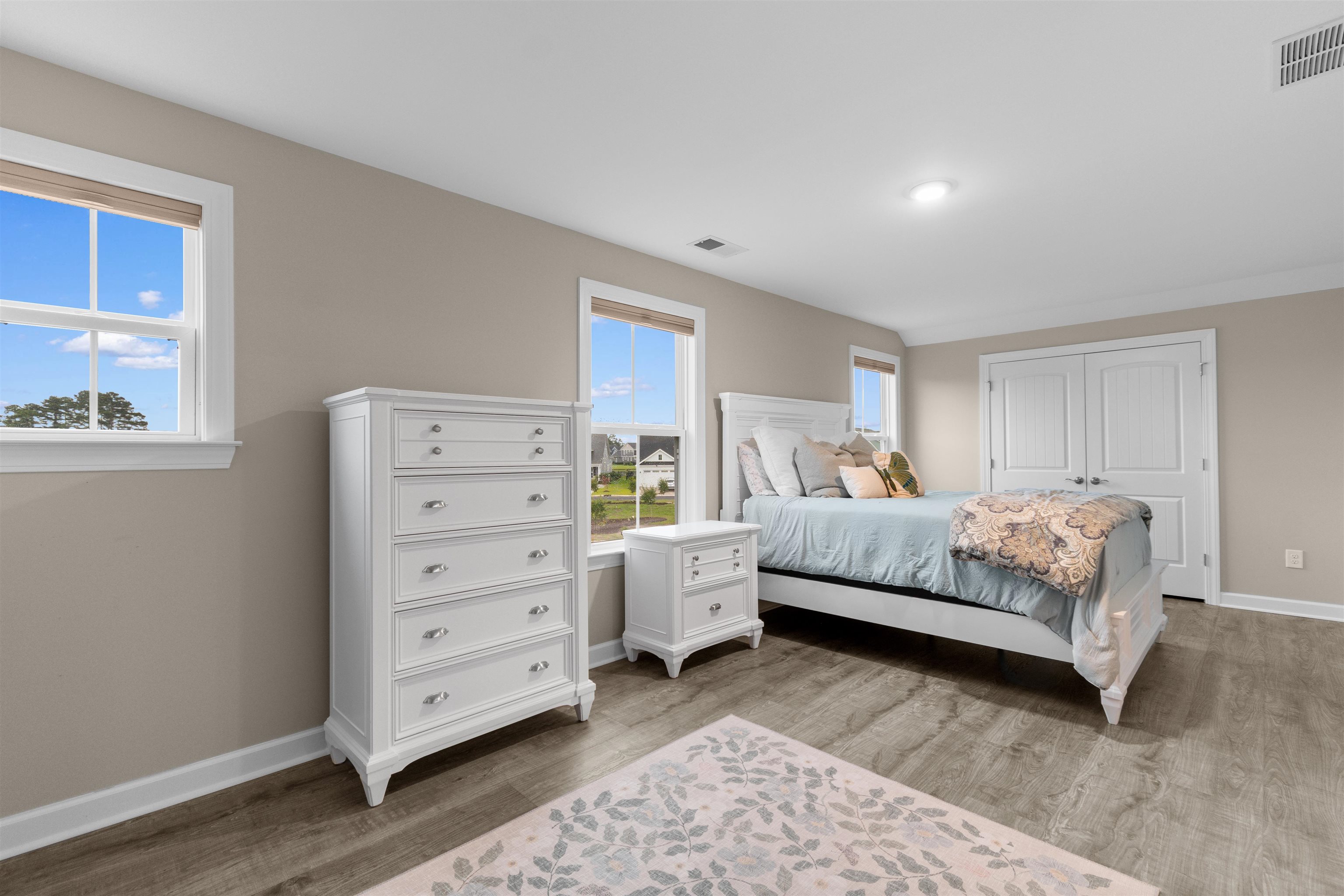 801 Lesabre Loop Property Photo 47