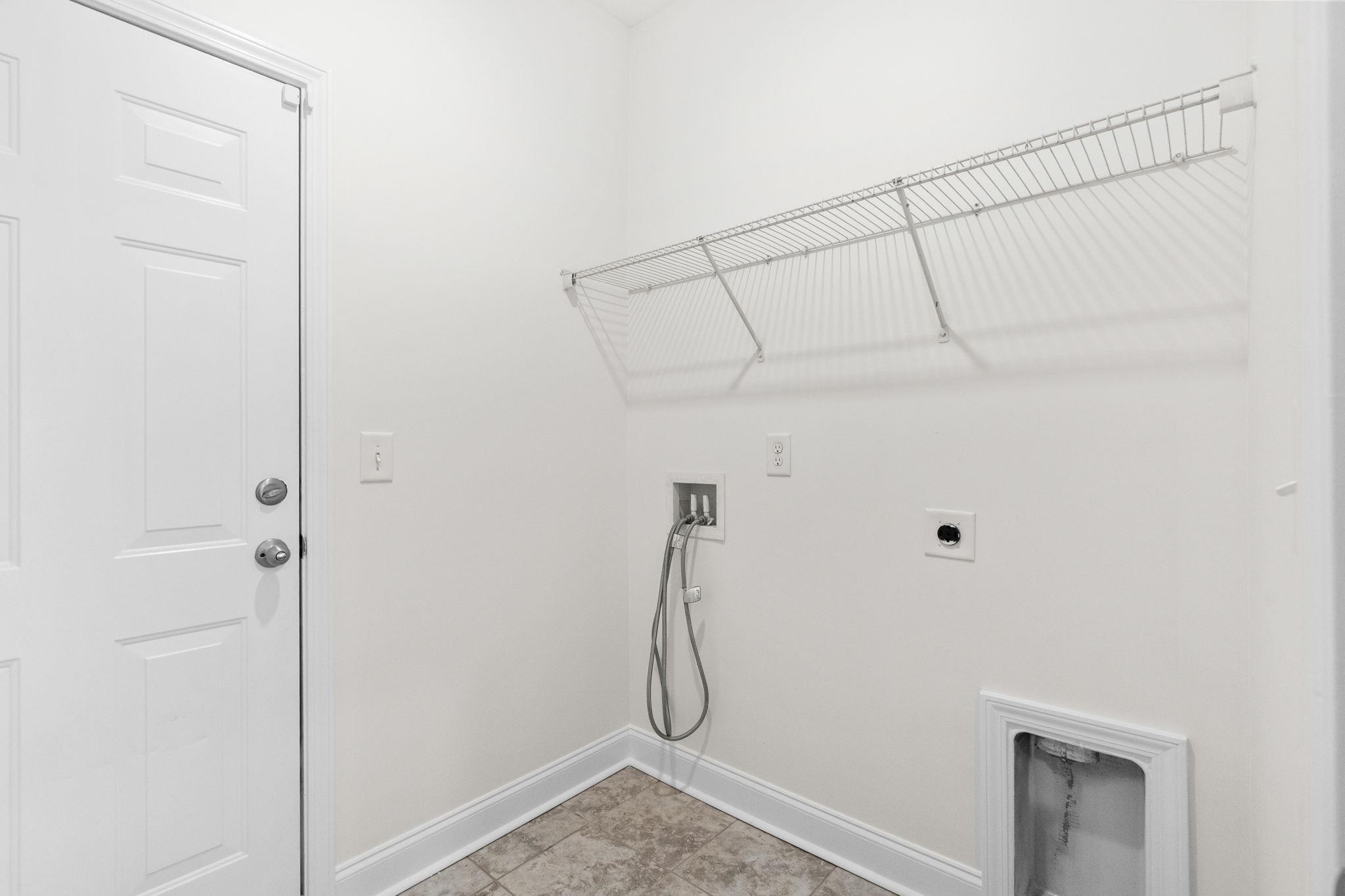2435 Goldfinch Dr. Property Photo 43