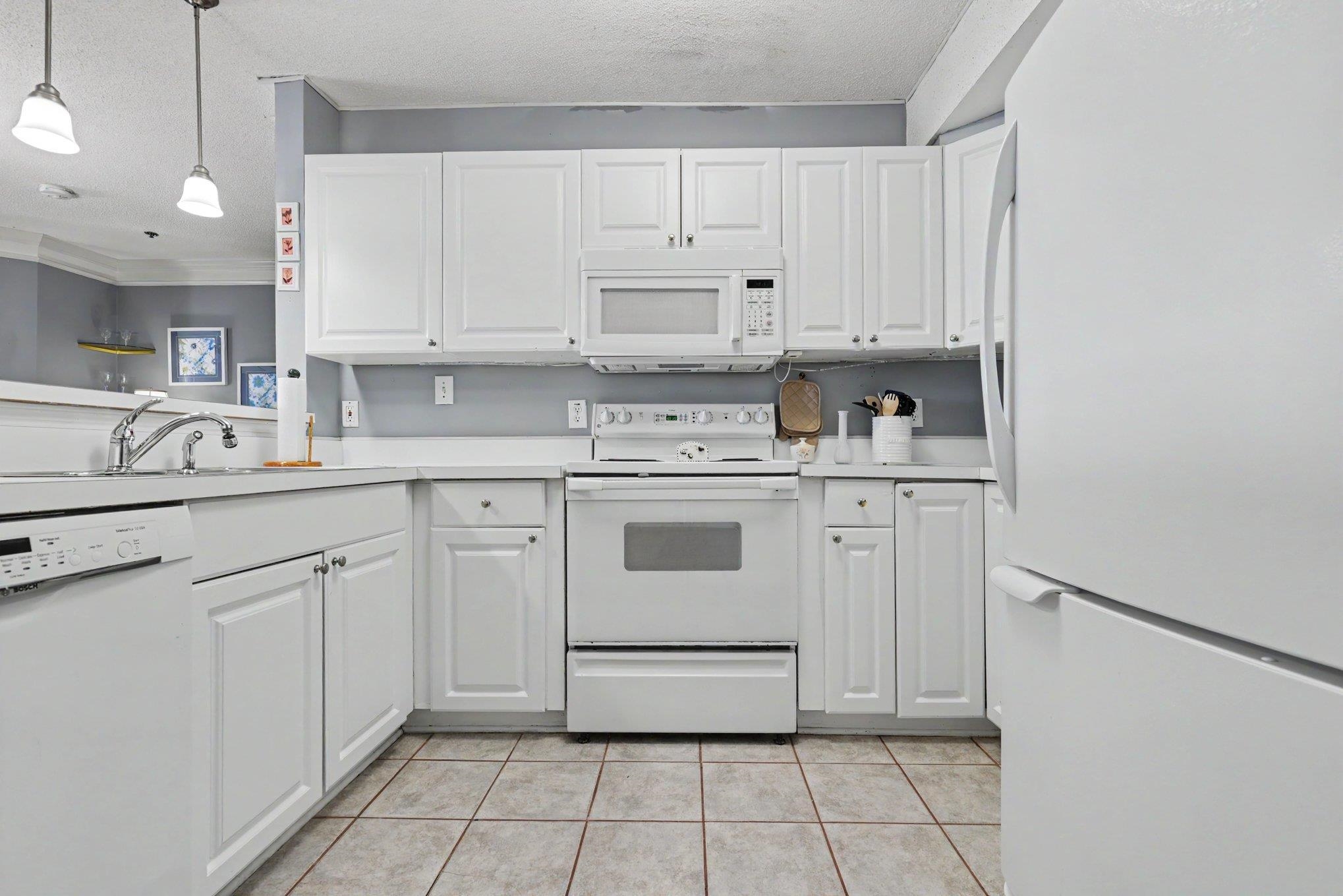 6103 N Ocean Blvd. Property Photo 18