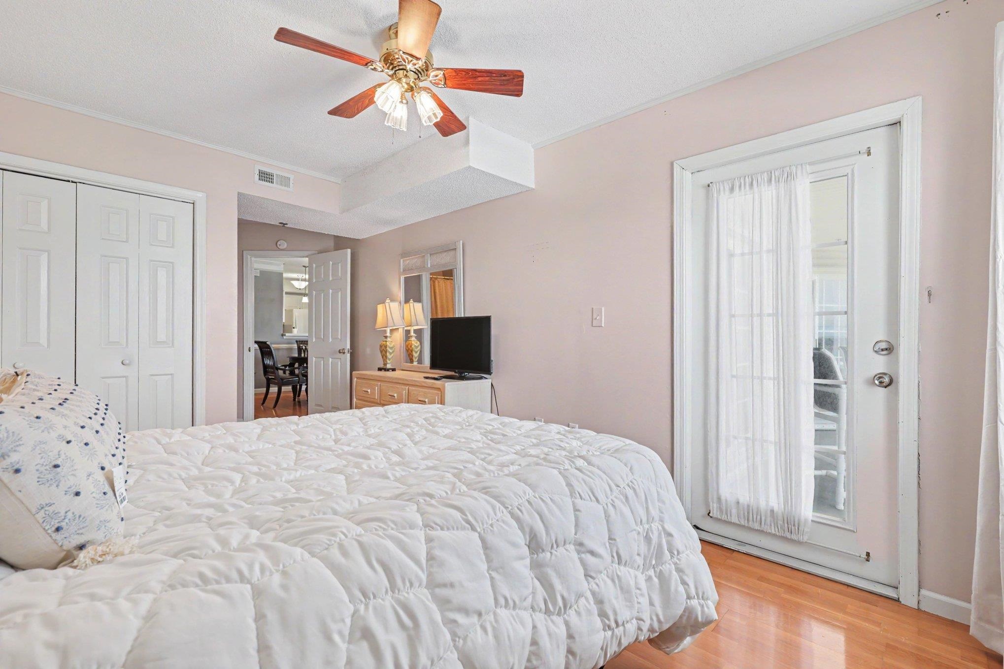 6103 N Ocean Blvd. Property Photo 28