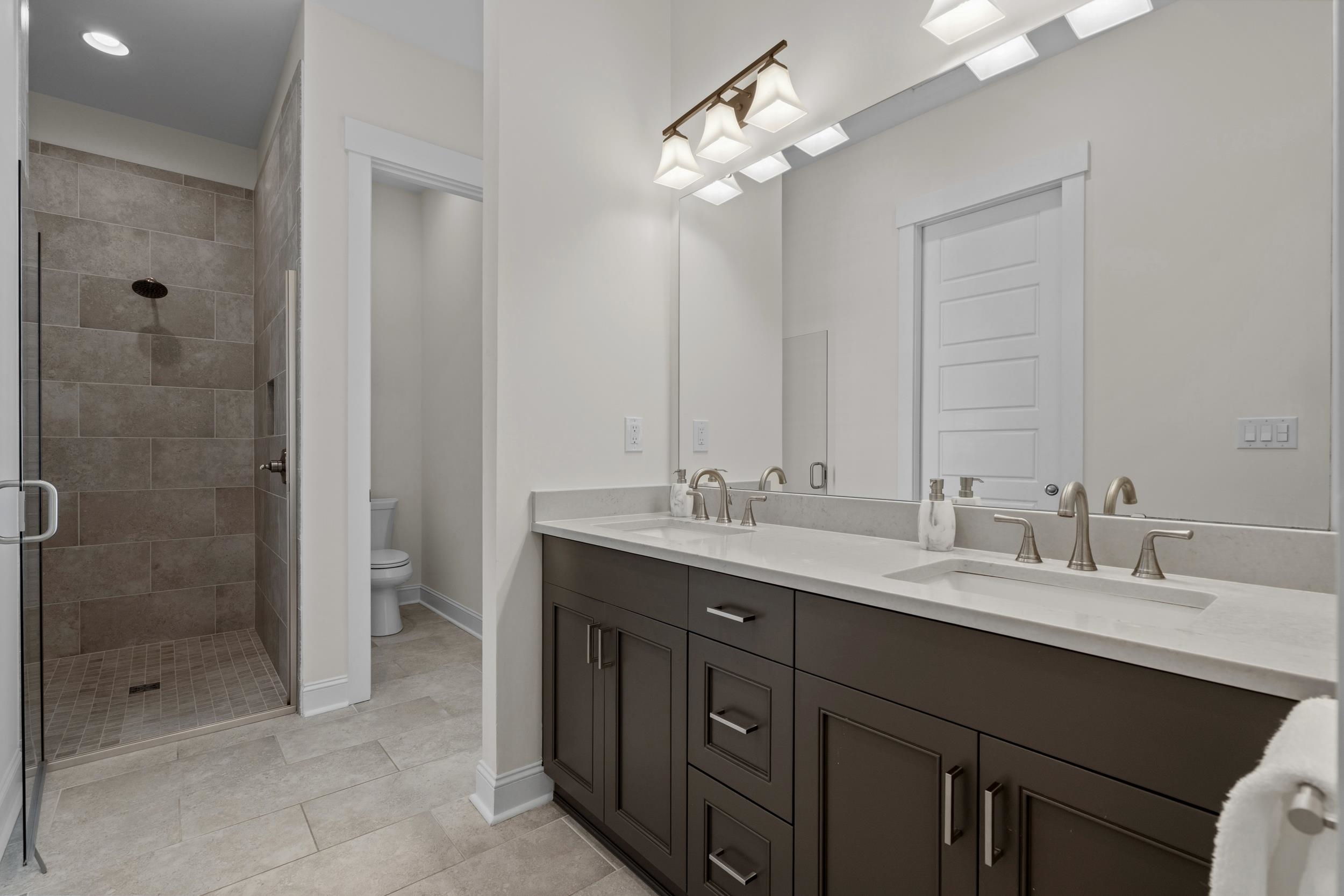8219 Pond Berry Ln. Property Photo 22