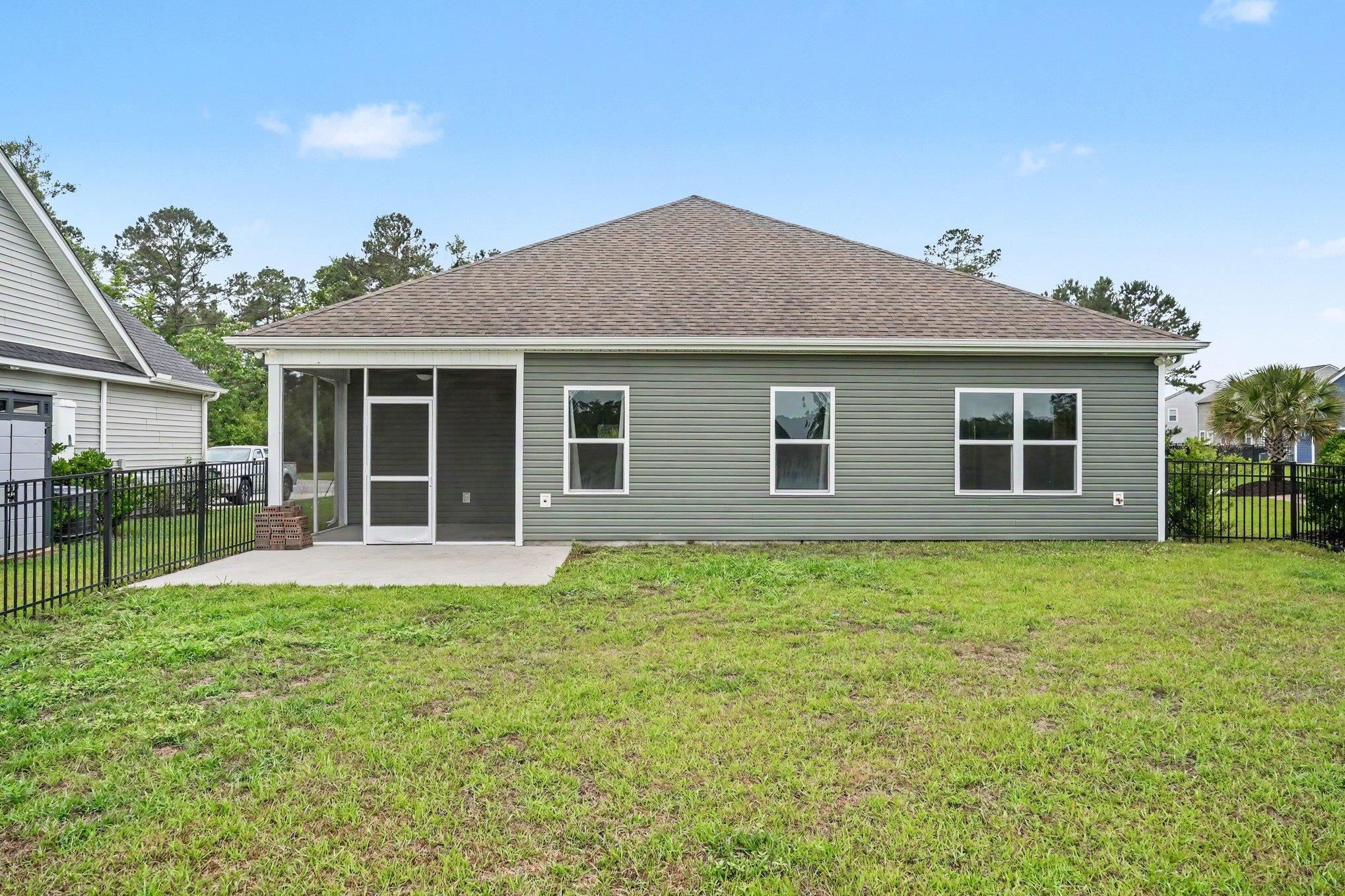 663 Belmont Dr. Property Photo 28