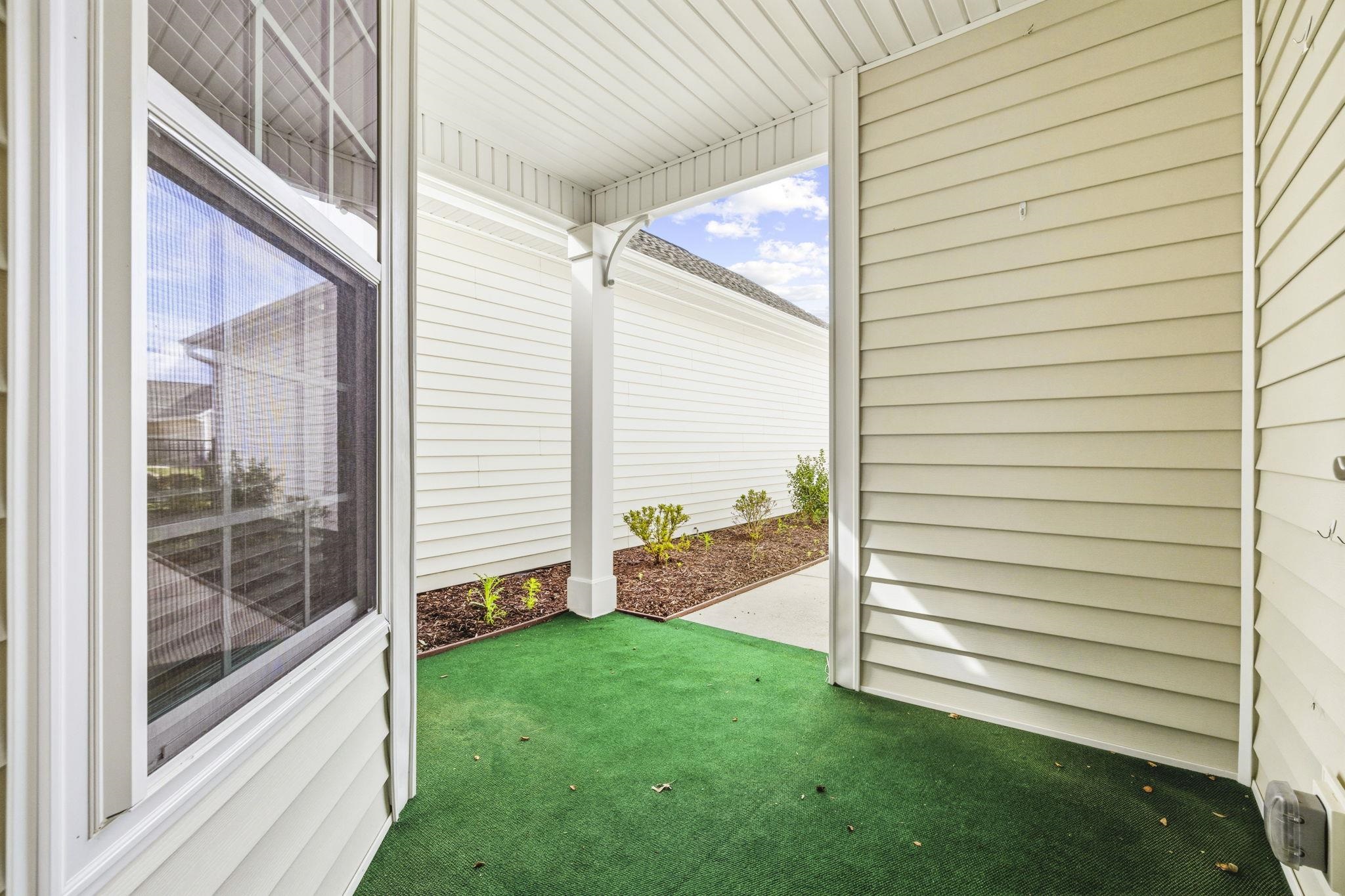 1545 Palmina Loop Property Photo 33