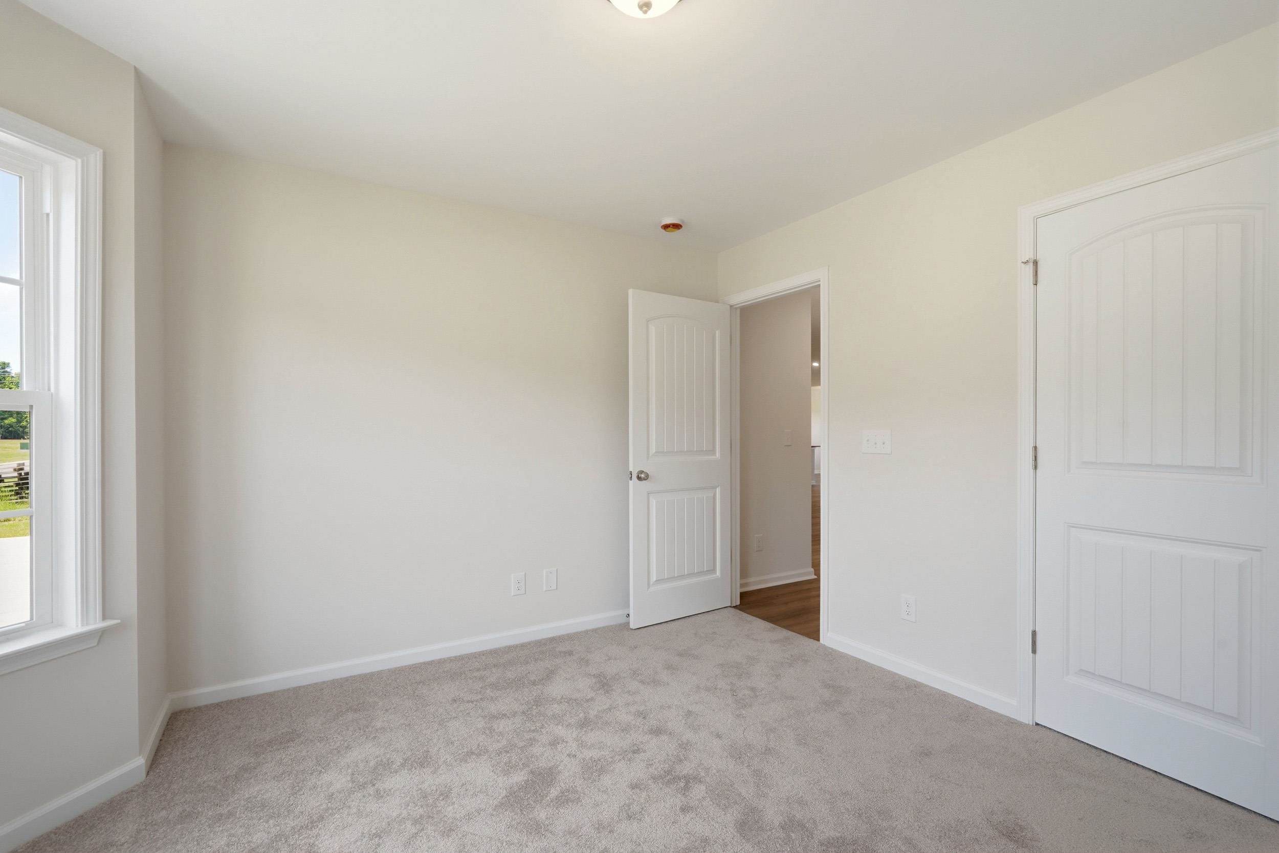 173 Gray Owl Dr. Property Photo 14