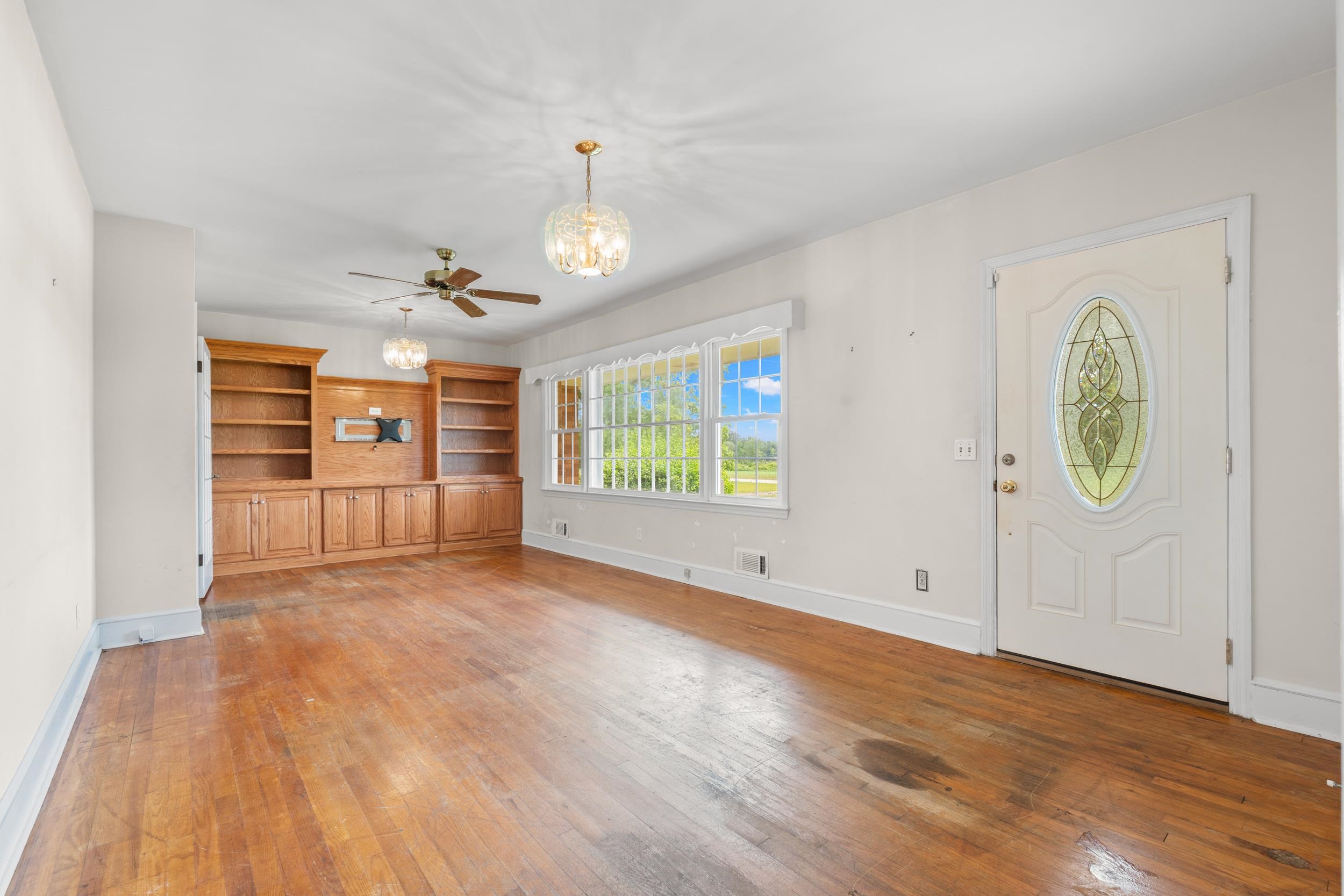 3895 Highway 430 Property Photo 3