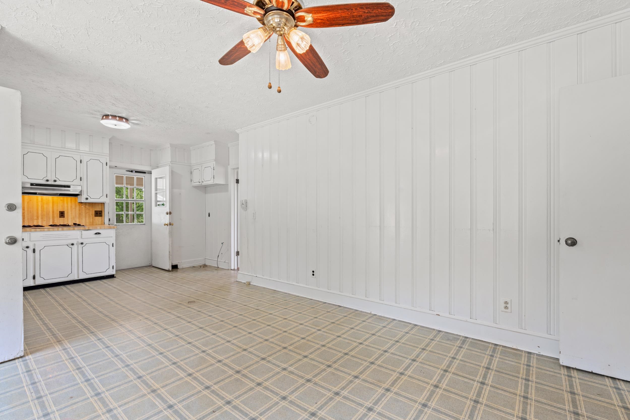 3895 Highway 430 Property Photo 10