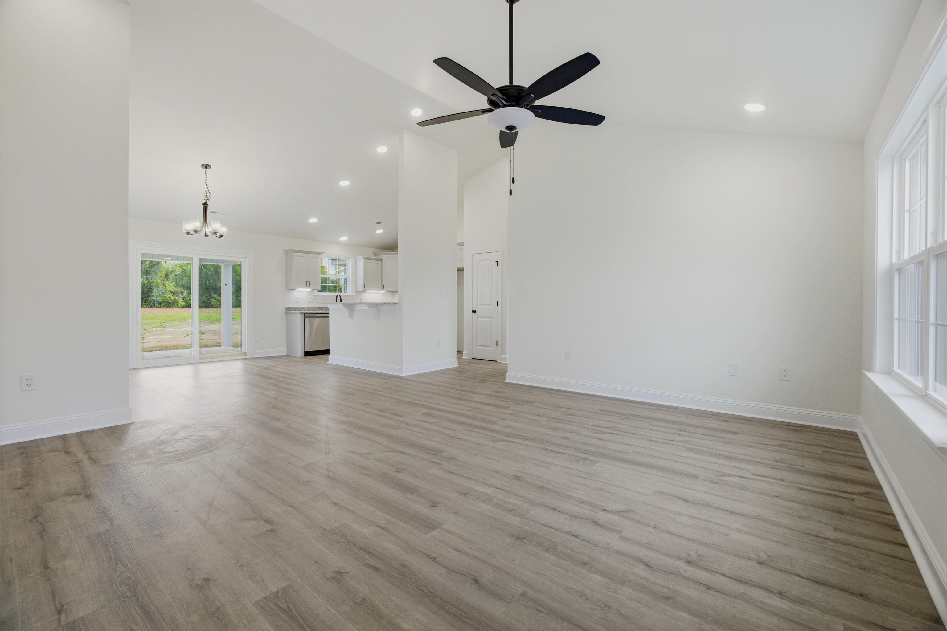 472 Sellers Rd. Property Photo 11