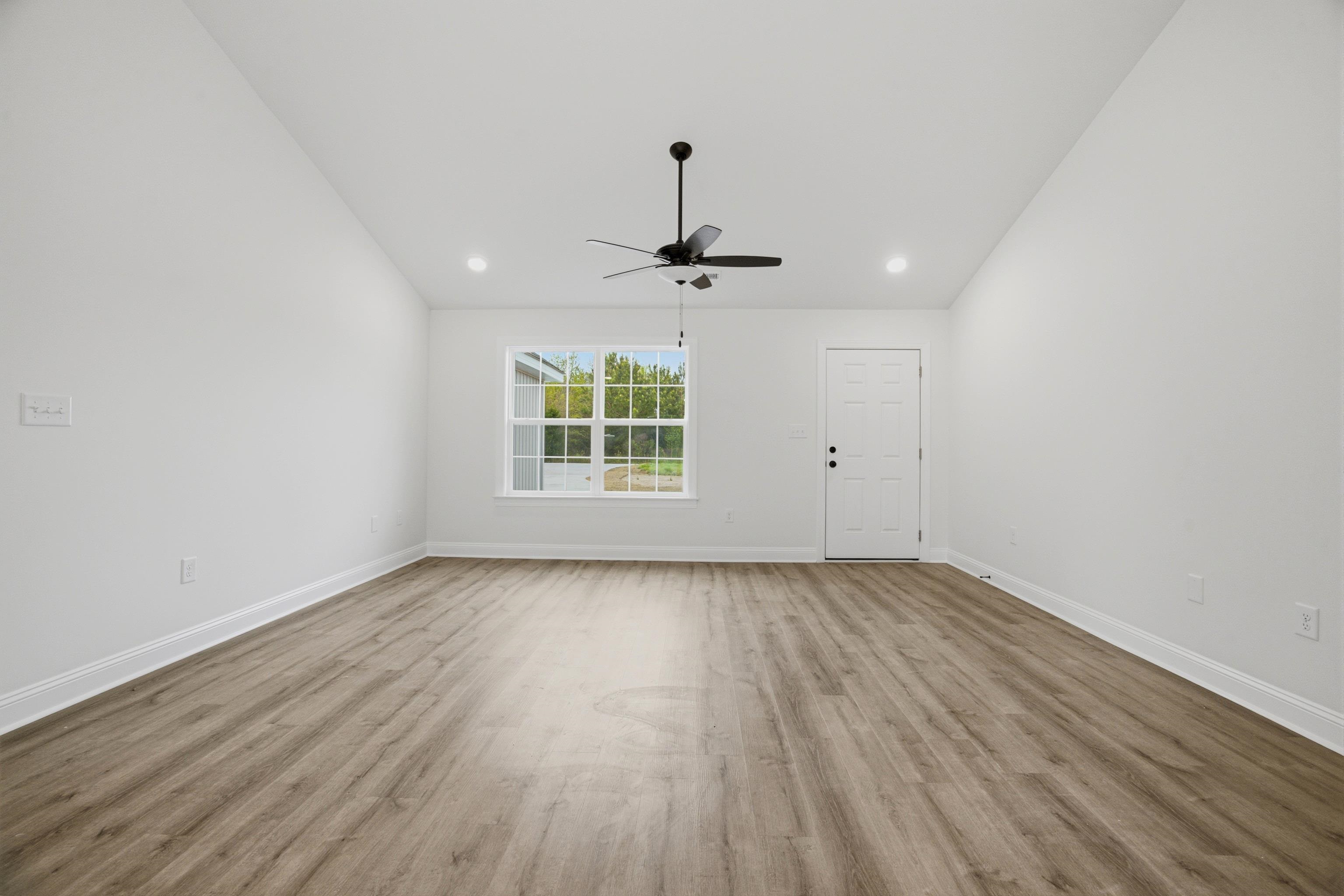 472 Sellers Rd. Property Photo 13