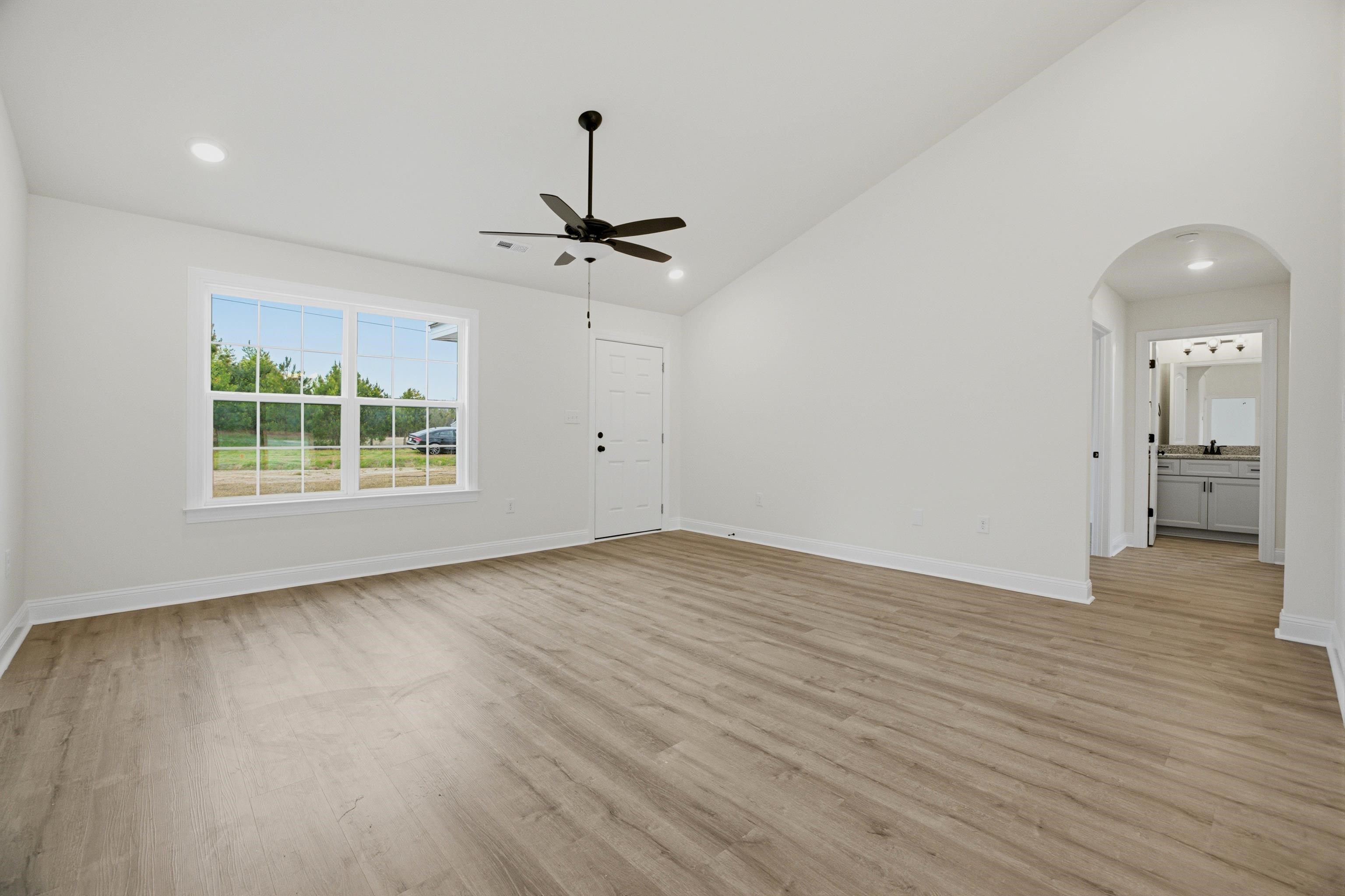472 Sellers Rd. Property Photo 14