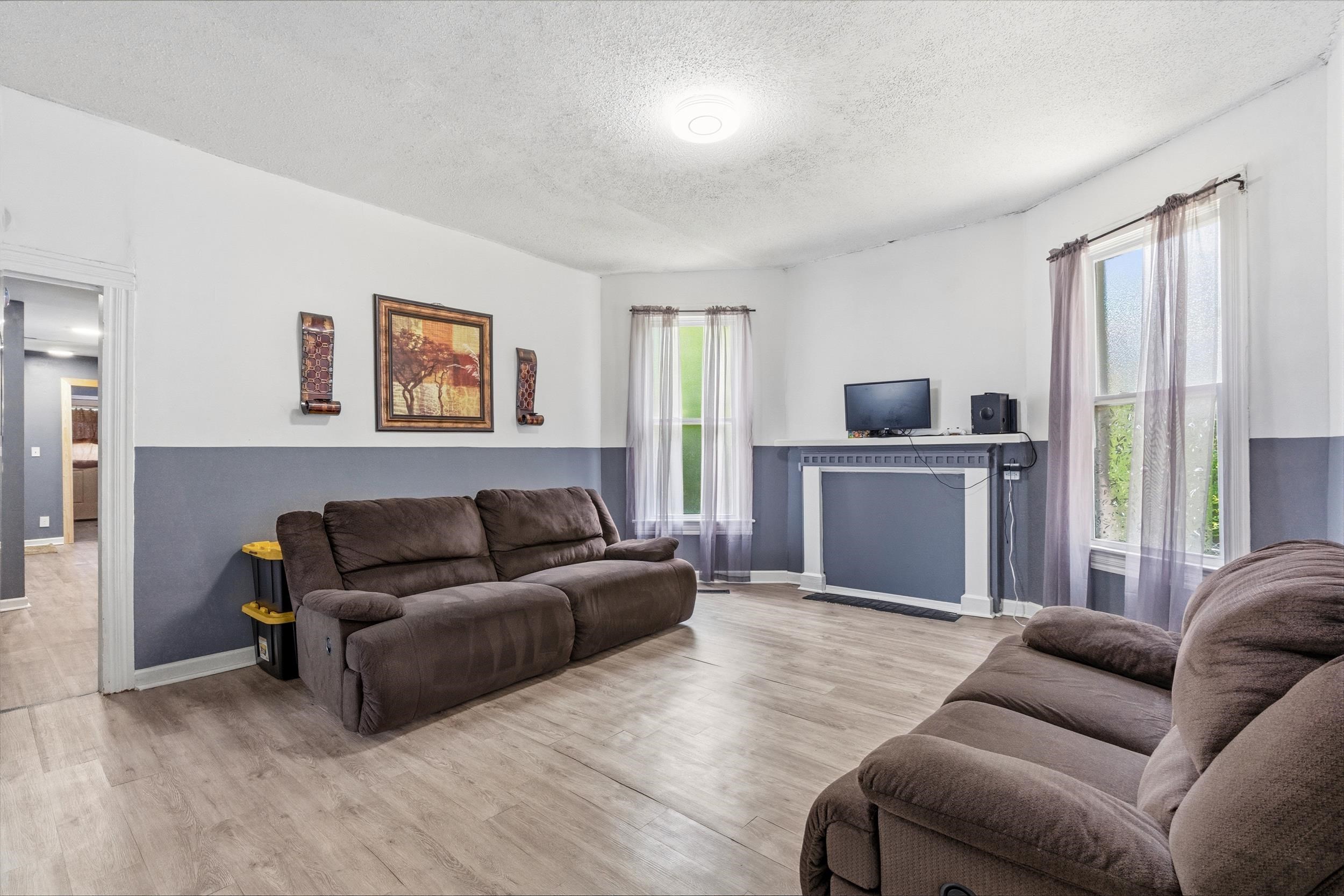 320 N Park St. Property Photo 10