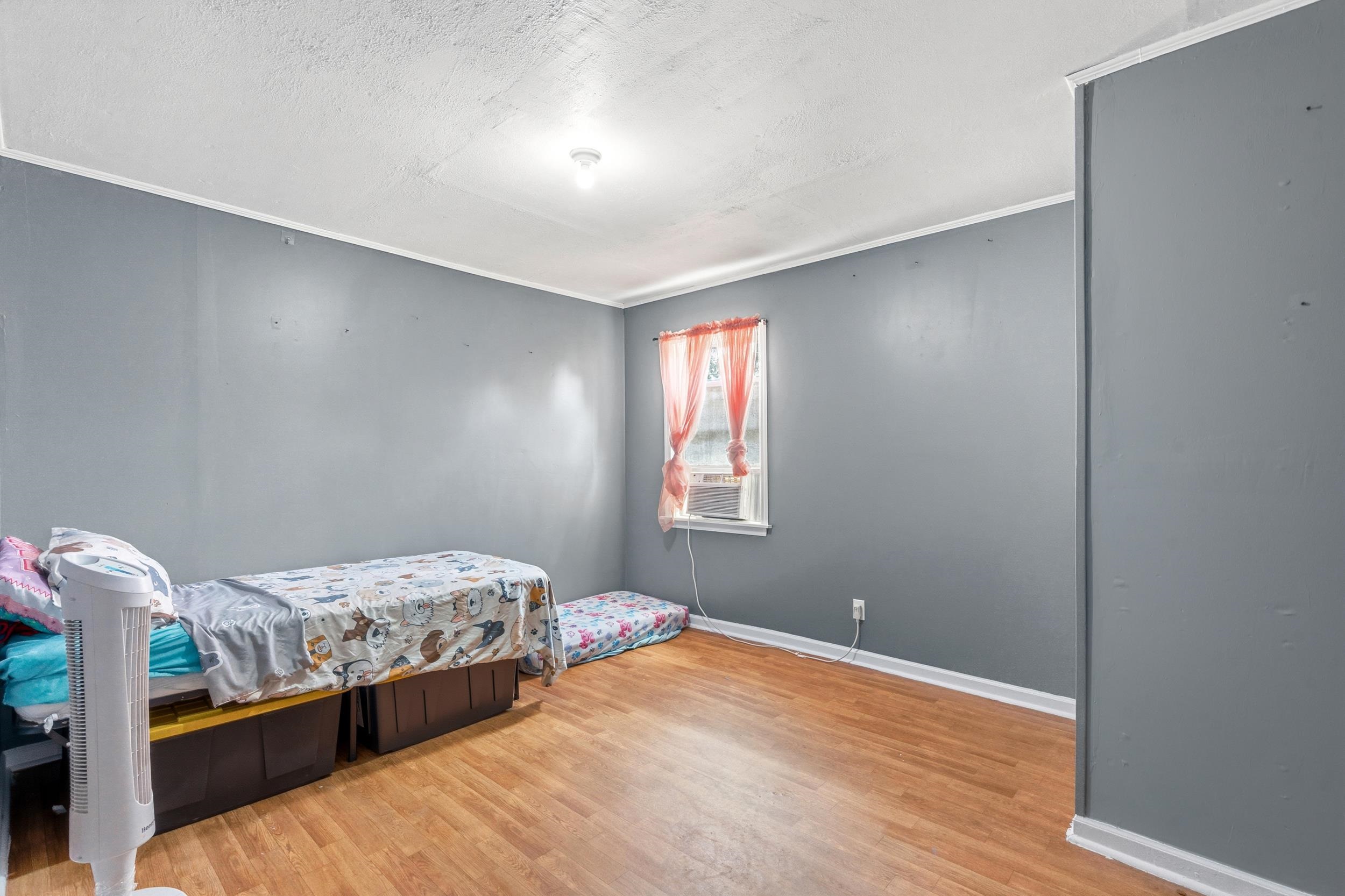 320 N Park St. Property Photo 22