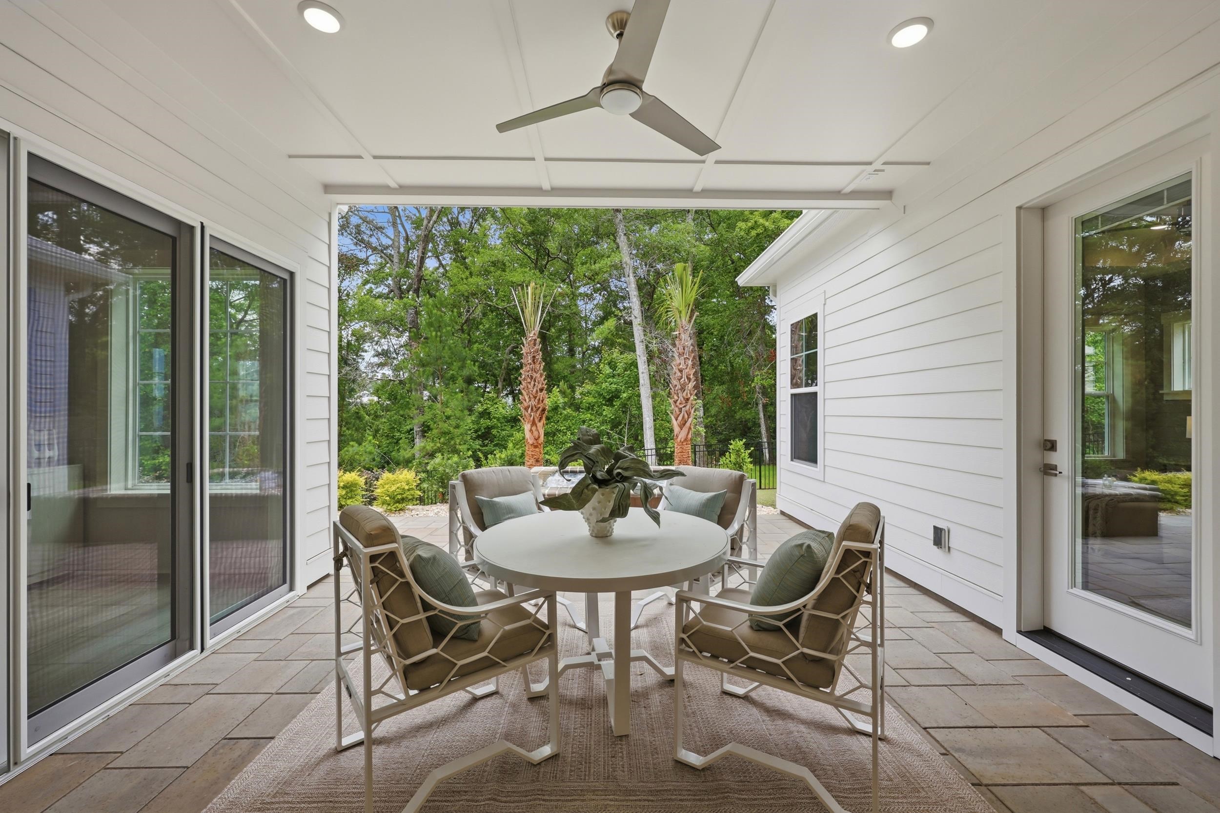 1506 Coastal Cove Ln Property Photo 40