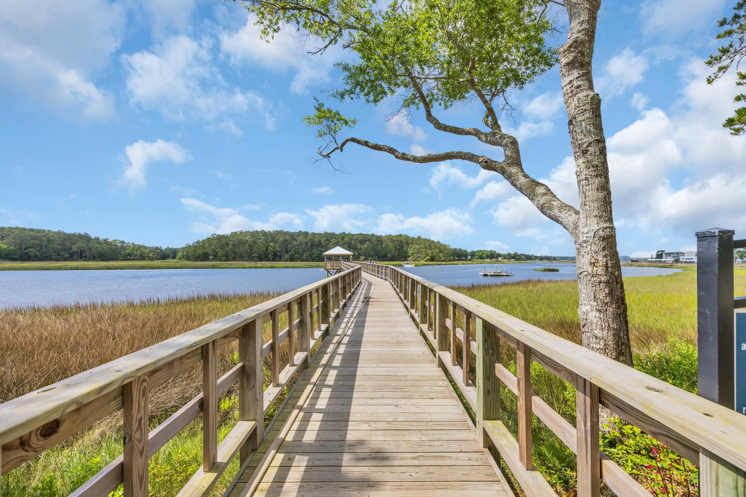 1506 Coastal Cove Ln Property Photo 67