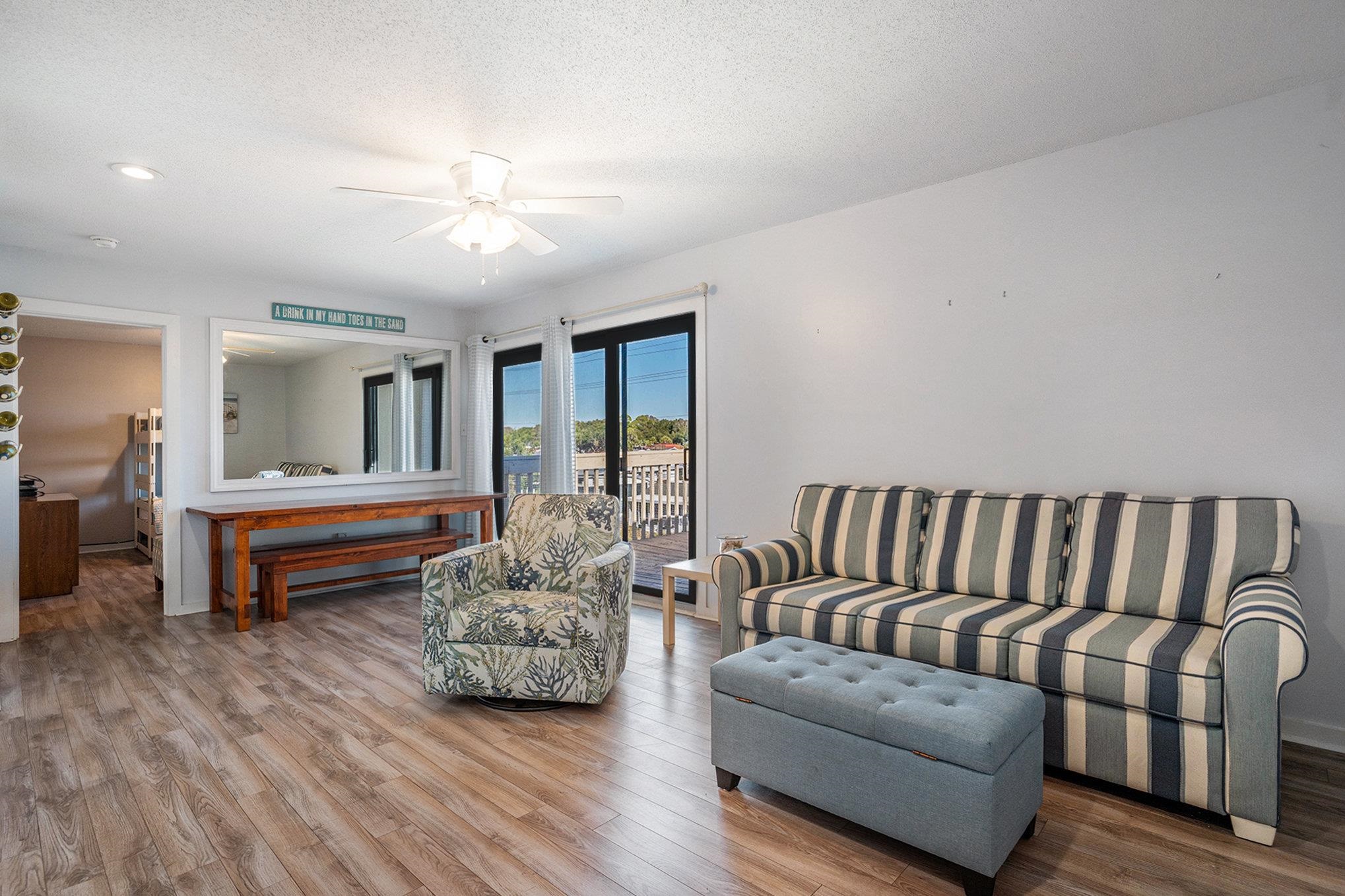 9661 Shore Dr. Property Photo 7