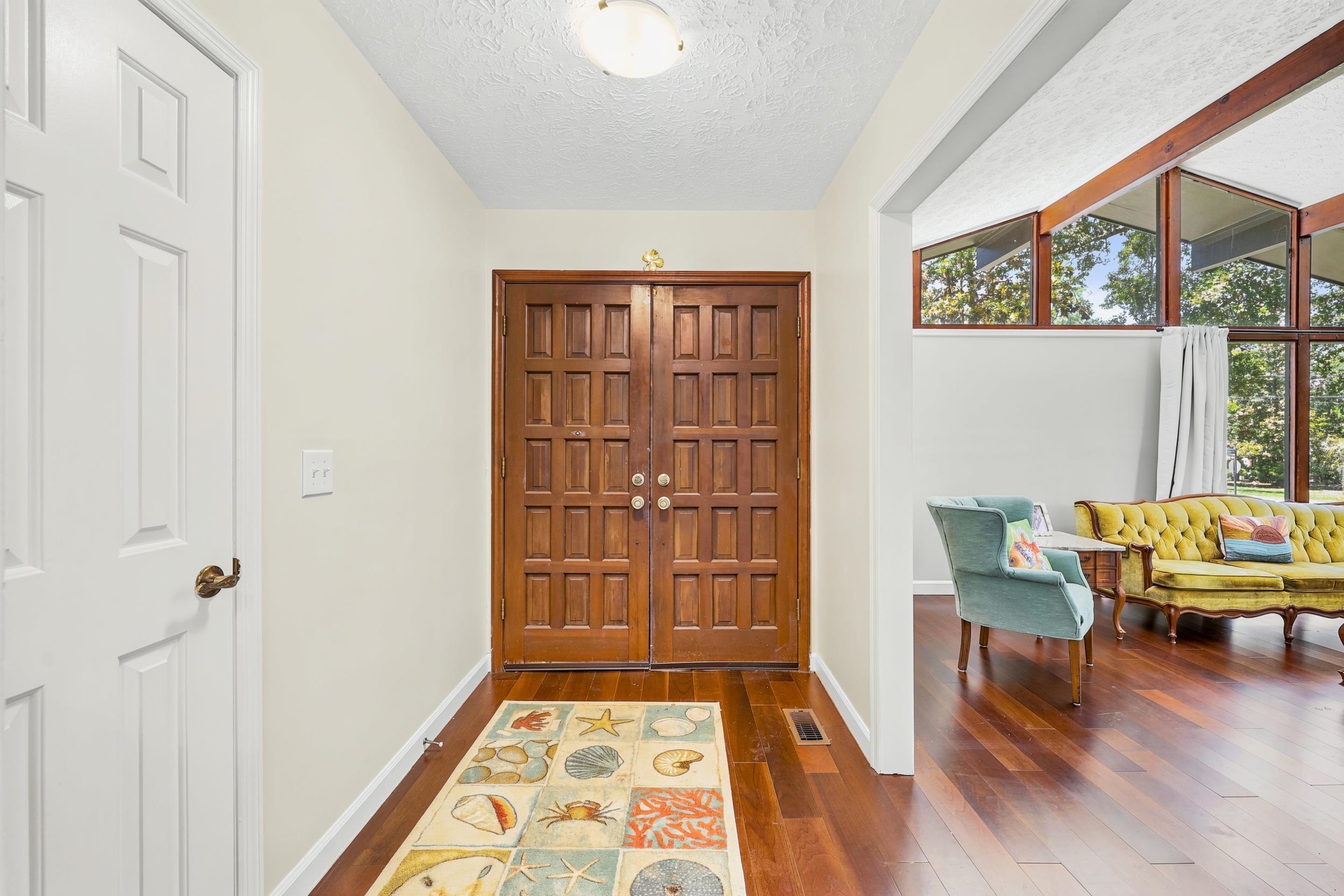 1622 25th Ave. N Property Photo 6