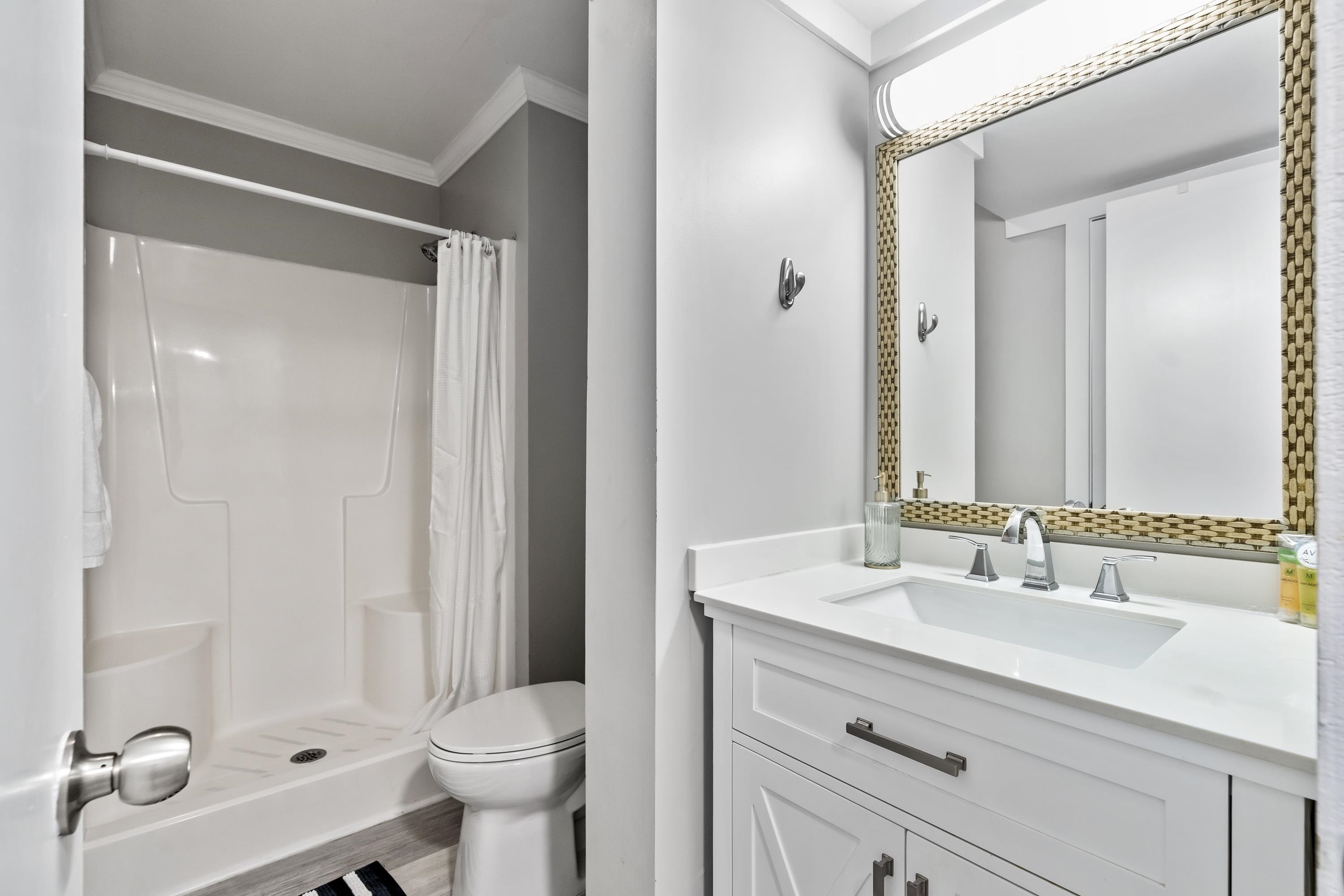 415 Ocean Creek Dr. Property Photo 20