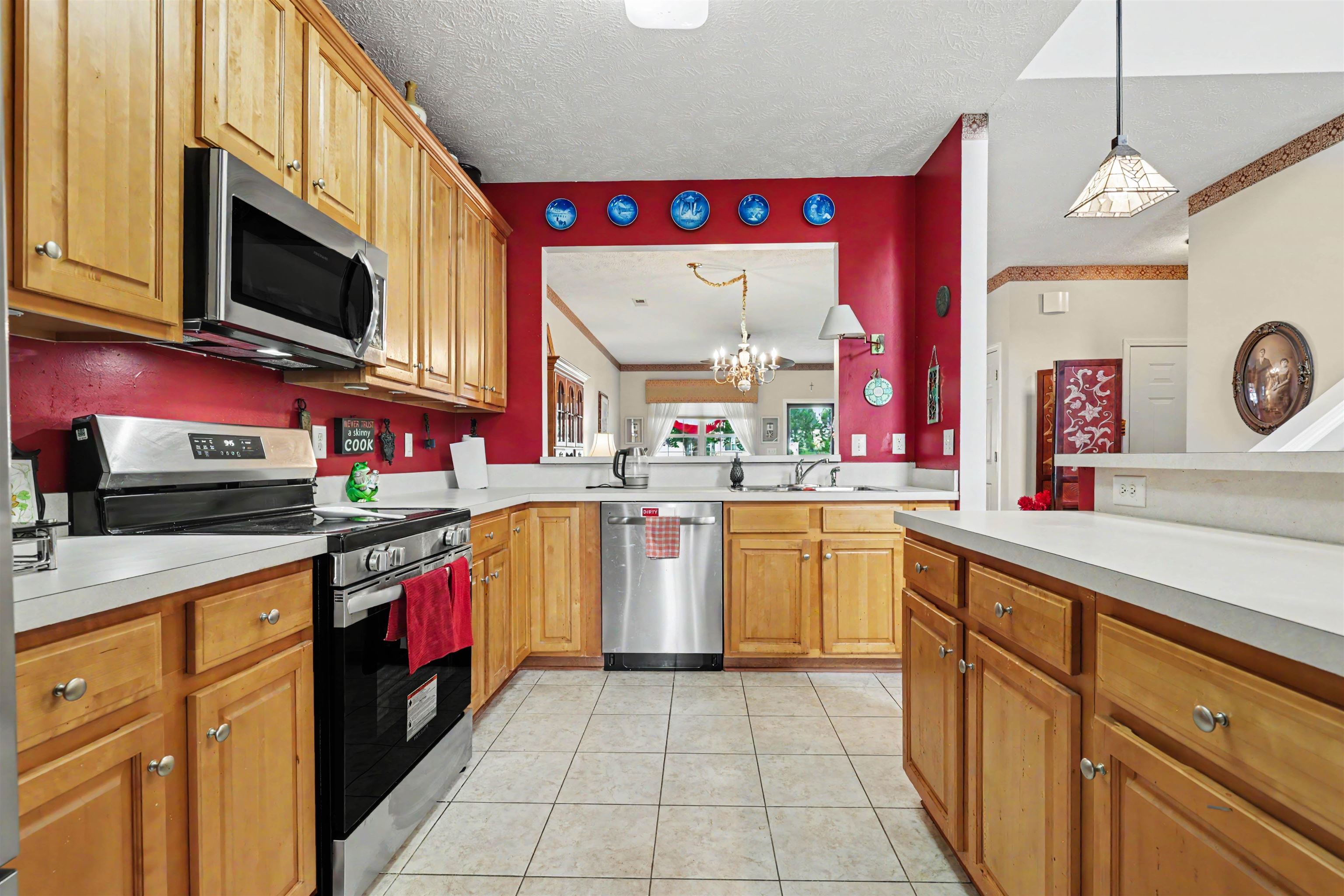 305 Rung Rd. Property Photo 8