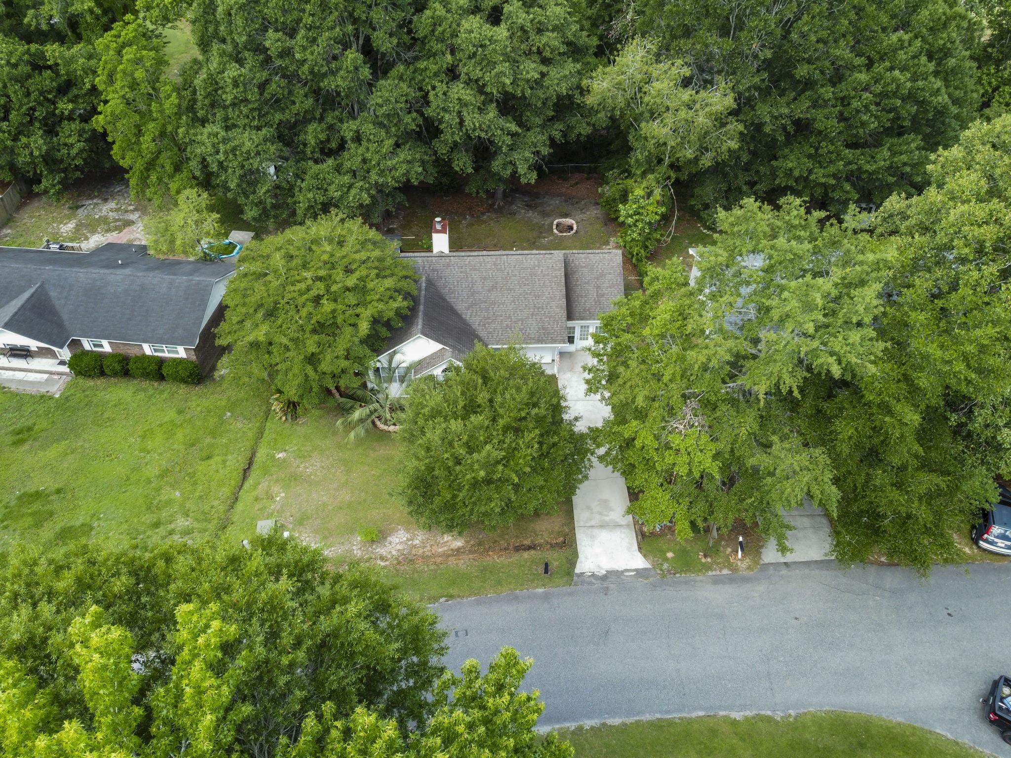1021 Shem Creek Circle Property Photo 3
