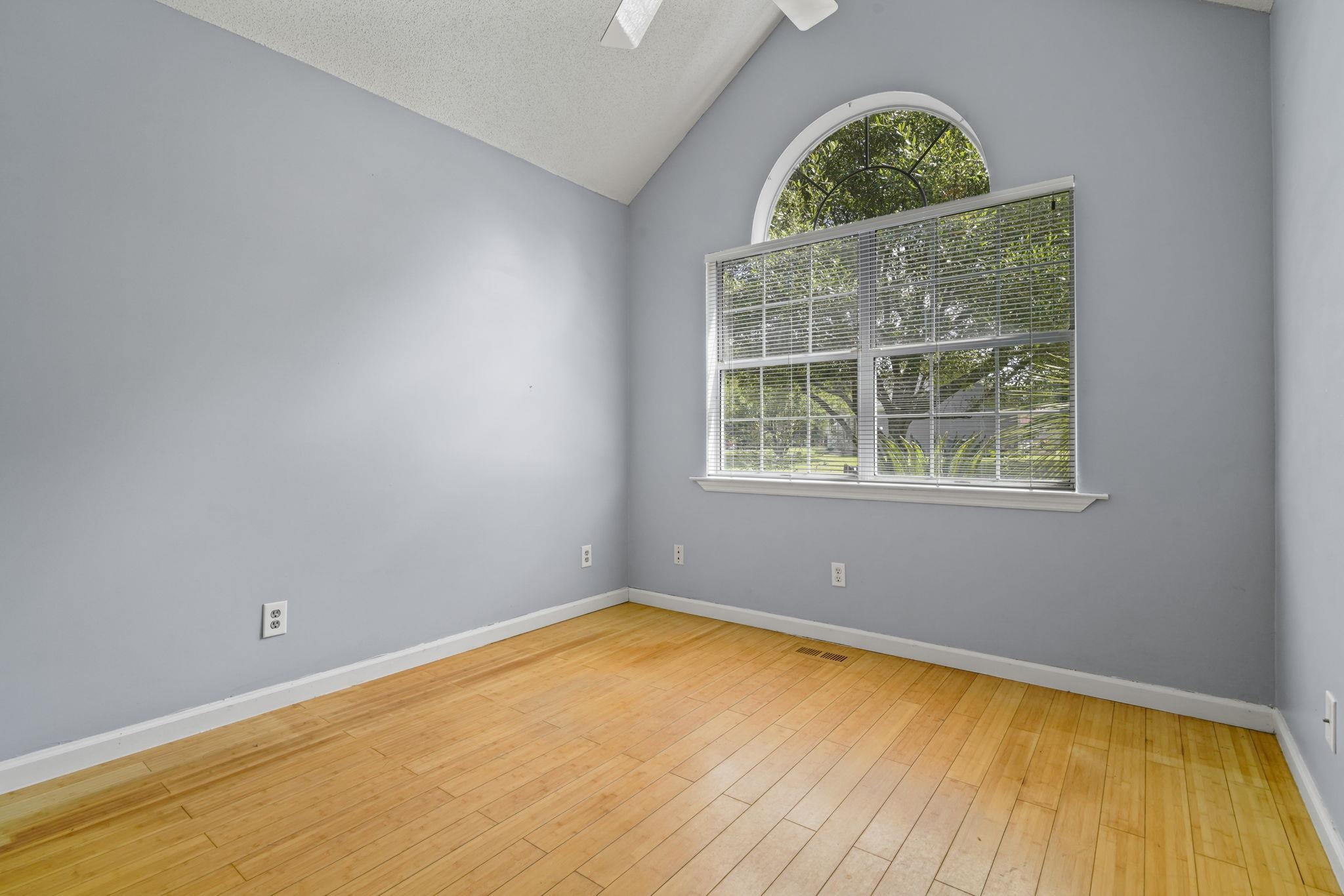 1021 Shem Creek Circle Property Photo 10