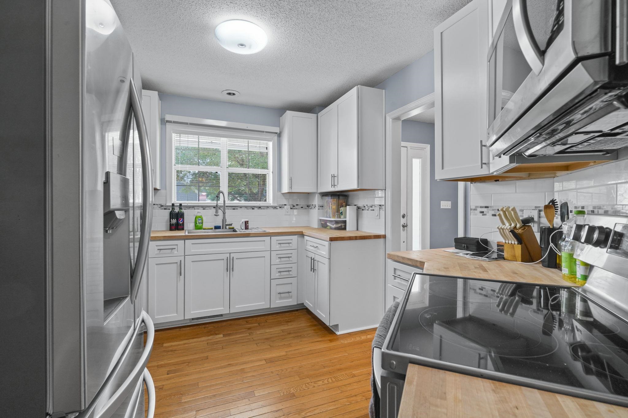 1021 Shem Creek Circle Property Photo 15